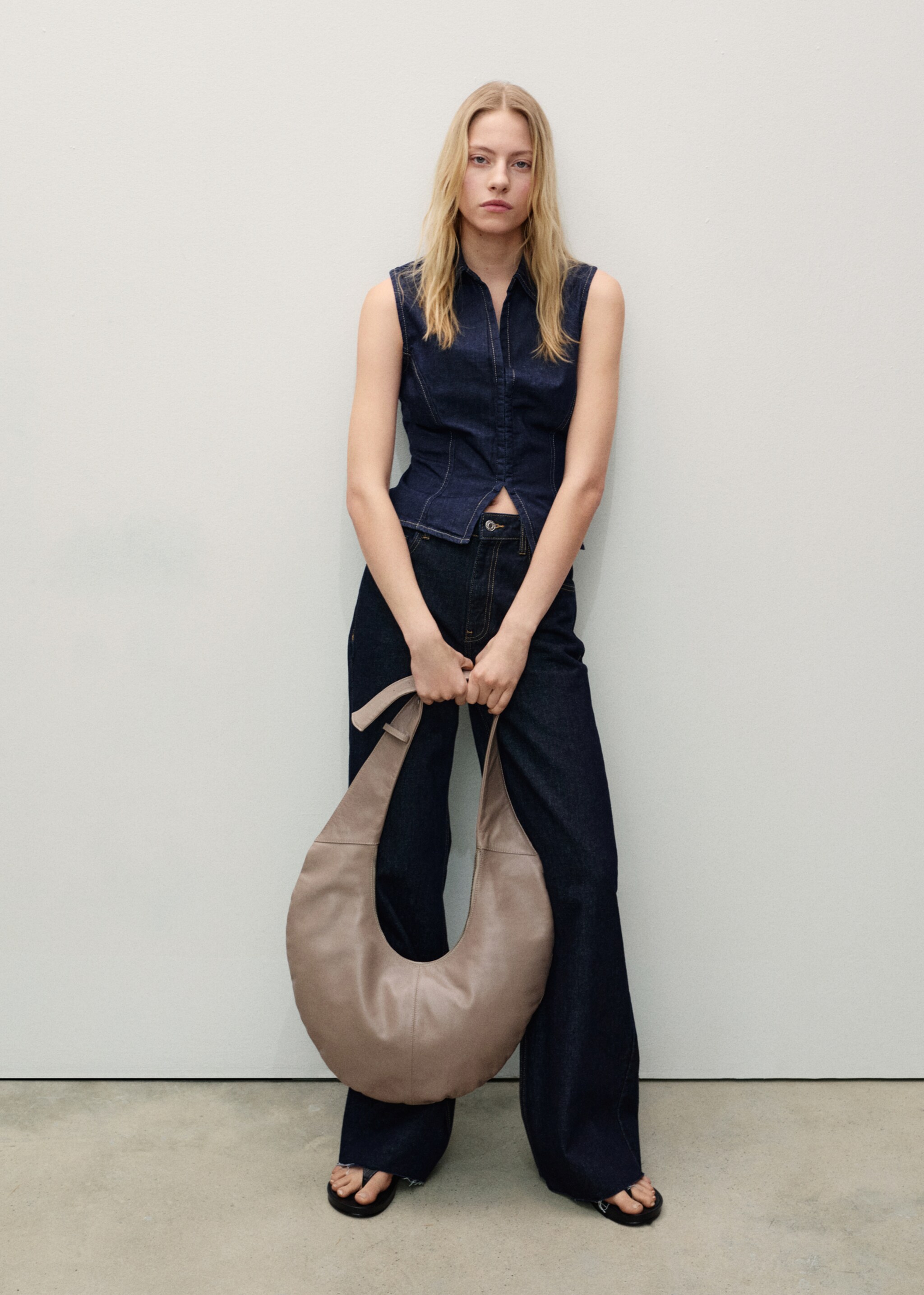 Danila wide leg rinse-wash jeans - General plane, Open Blue. Ref: 87030634-00.