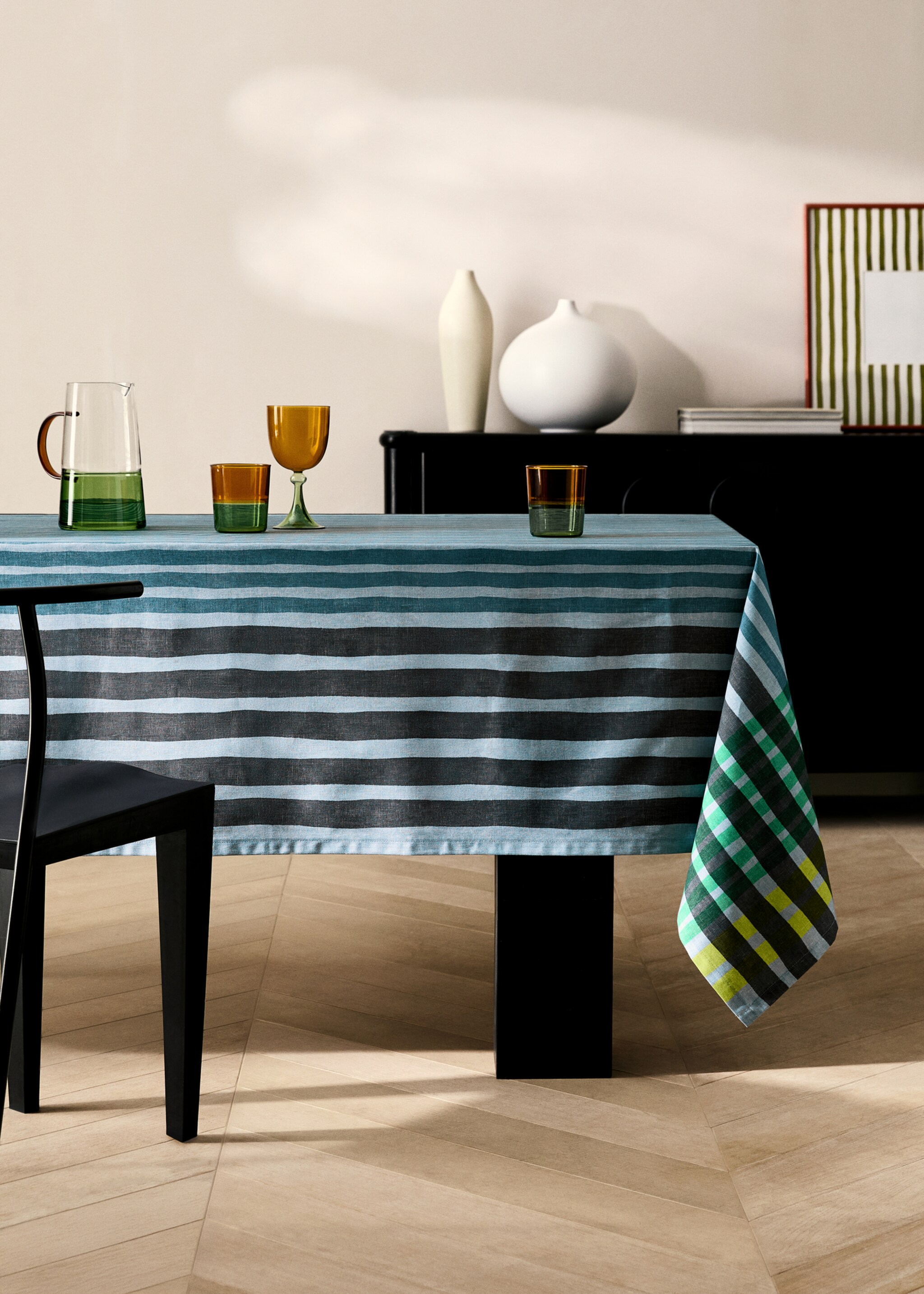 Multi-coloured printed cotton tablecloth for 6 to 8 diners - General plane, Mint Green. Ref: 87032951-00.