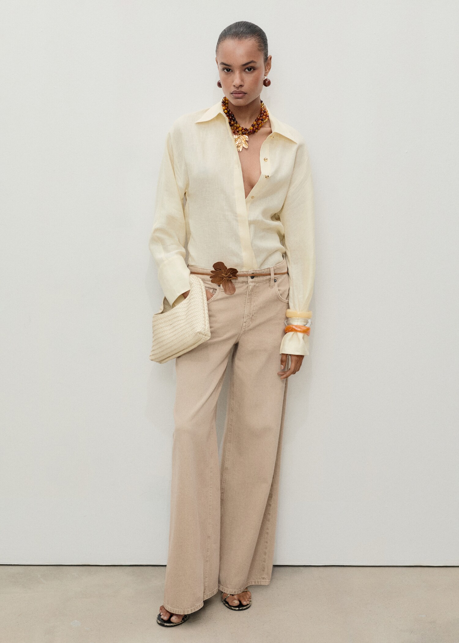 Low waist wide leg jeans - General plane