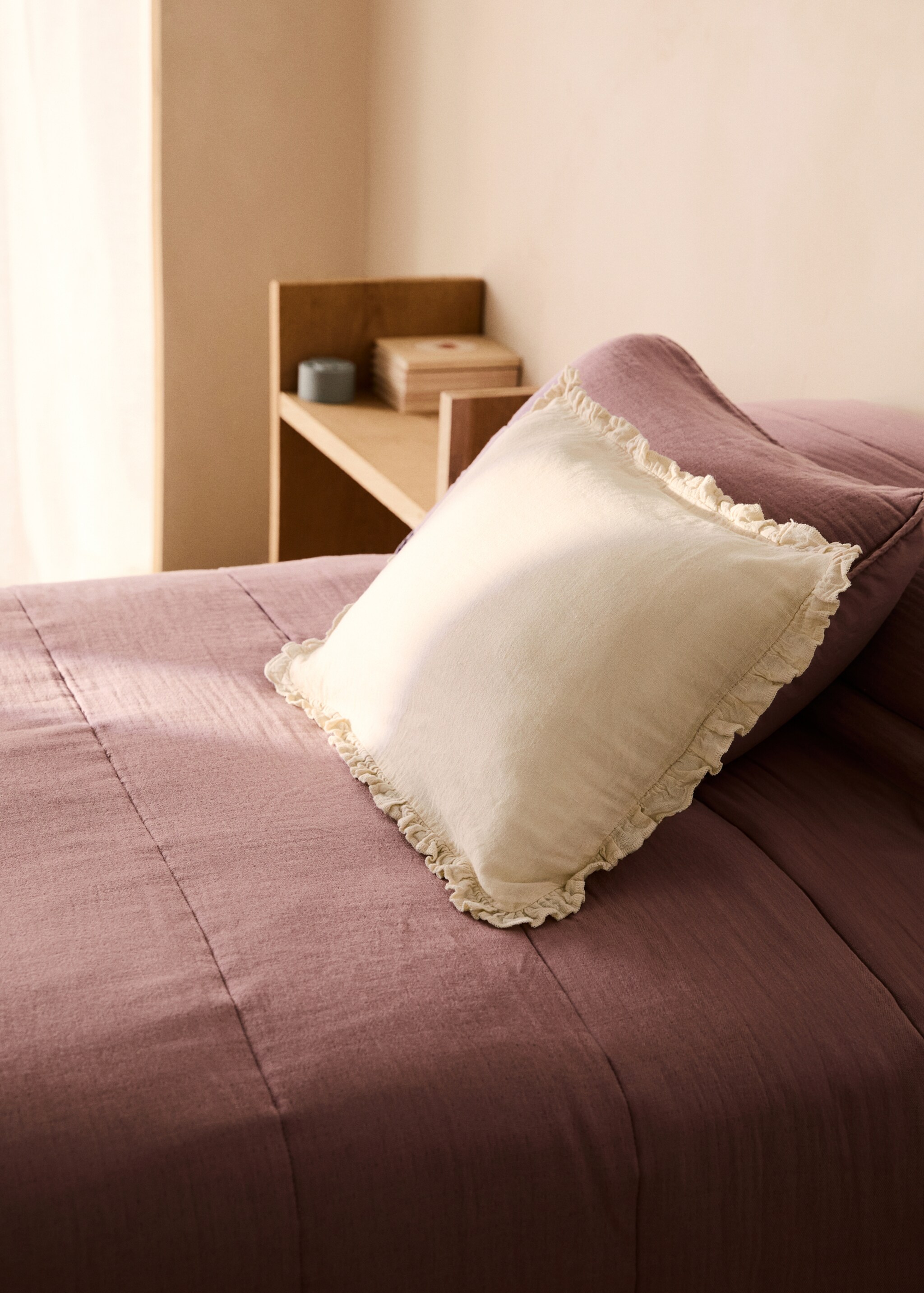 Housse de coussin pour enfant détail volant 30x40 cm - Plan général, Jaune. Ref: 87033657-00.