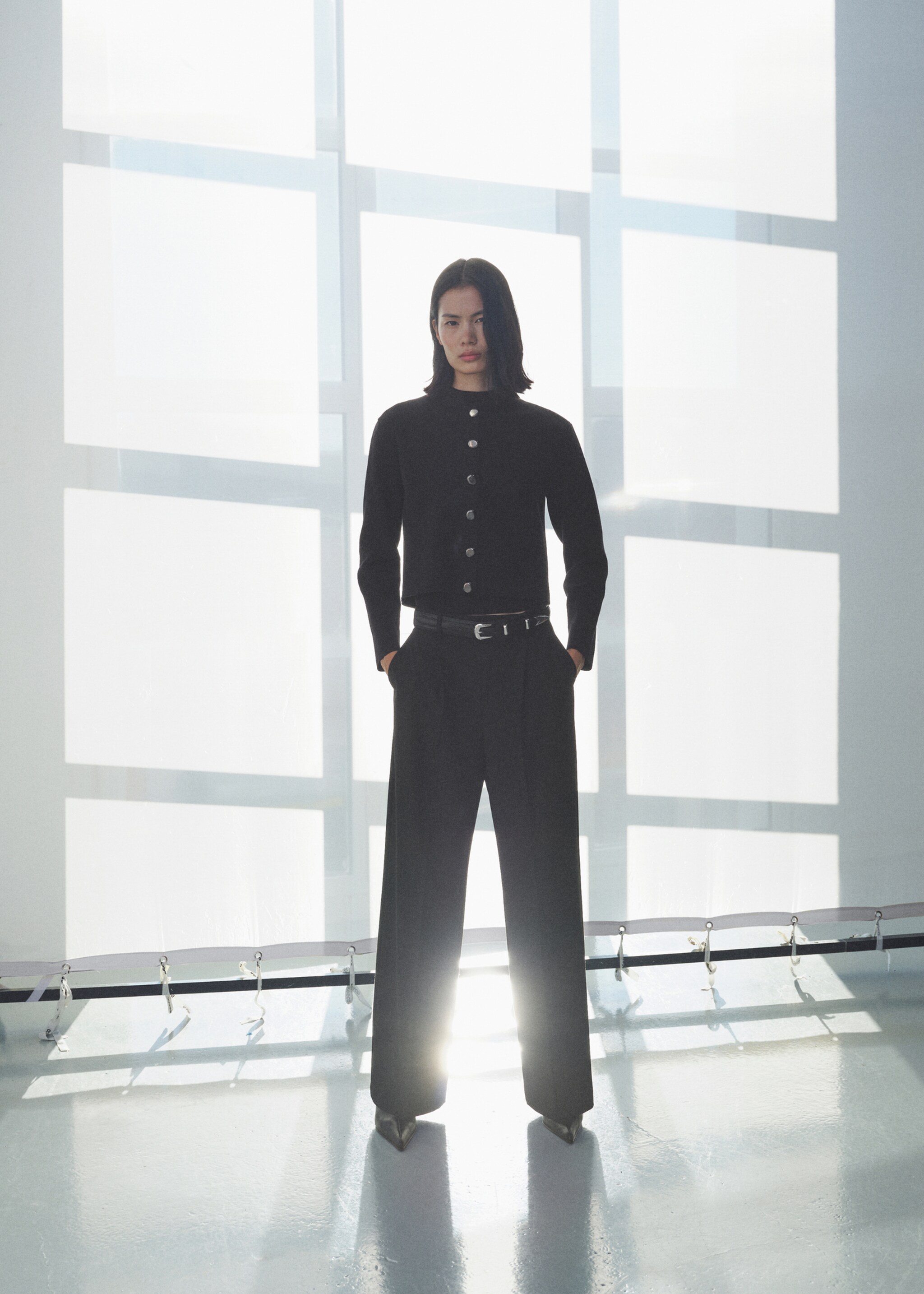 Veste à col officier boutons bijoux - Plan général, Noir. Ref: 87034090-00.