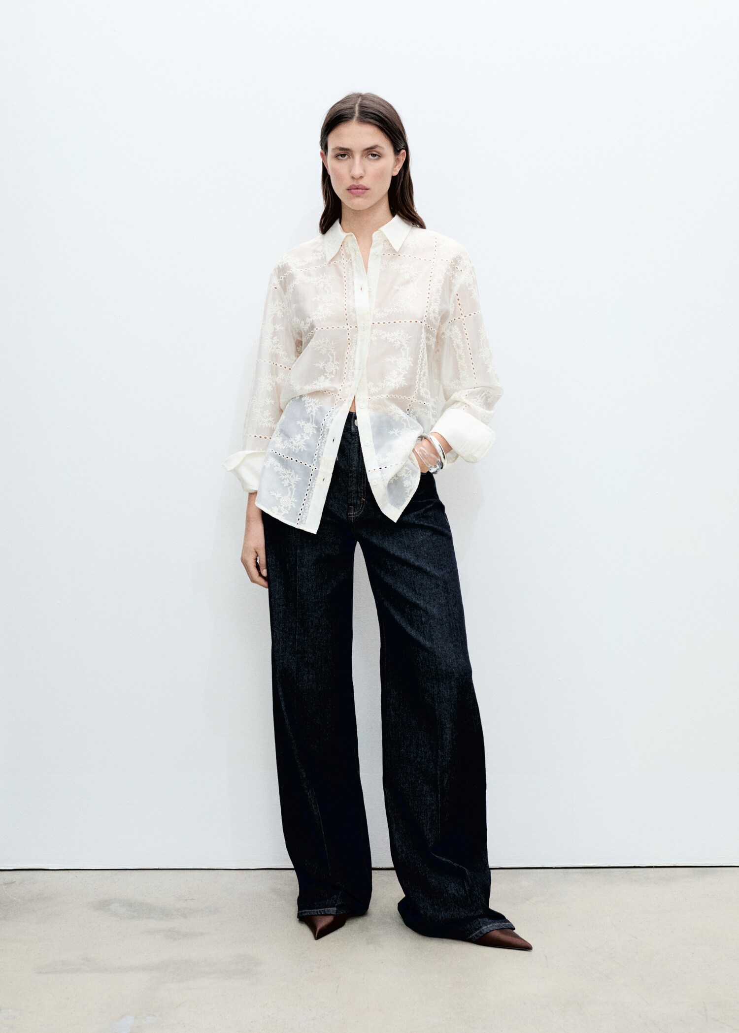 Camisa lyocell bordado flores - Plano general