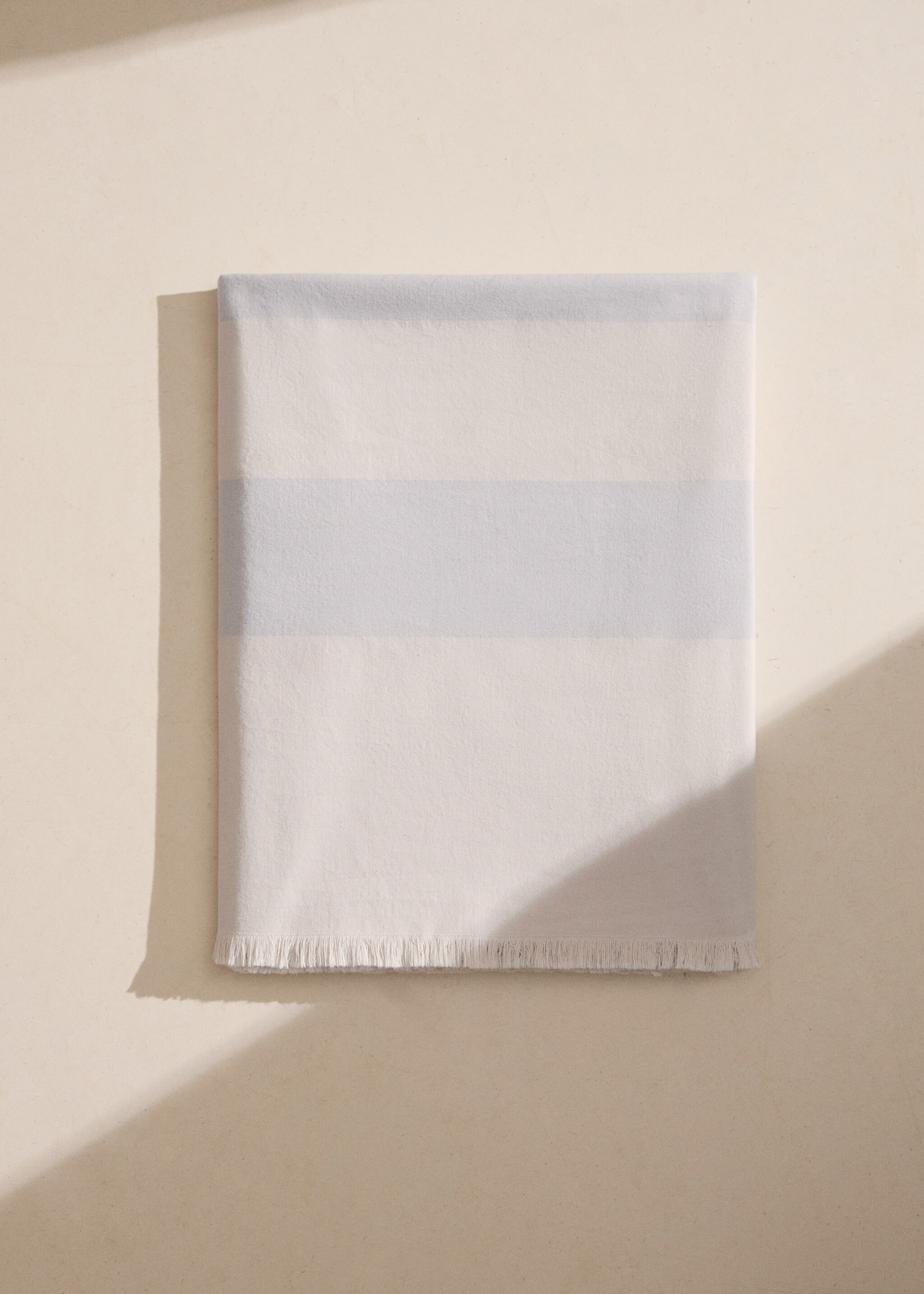 Cotton beach towel with stripes and fringed trim - General plane, Blue. Ref: 87036729-00.