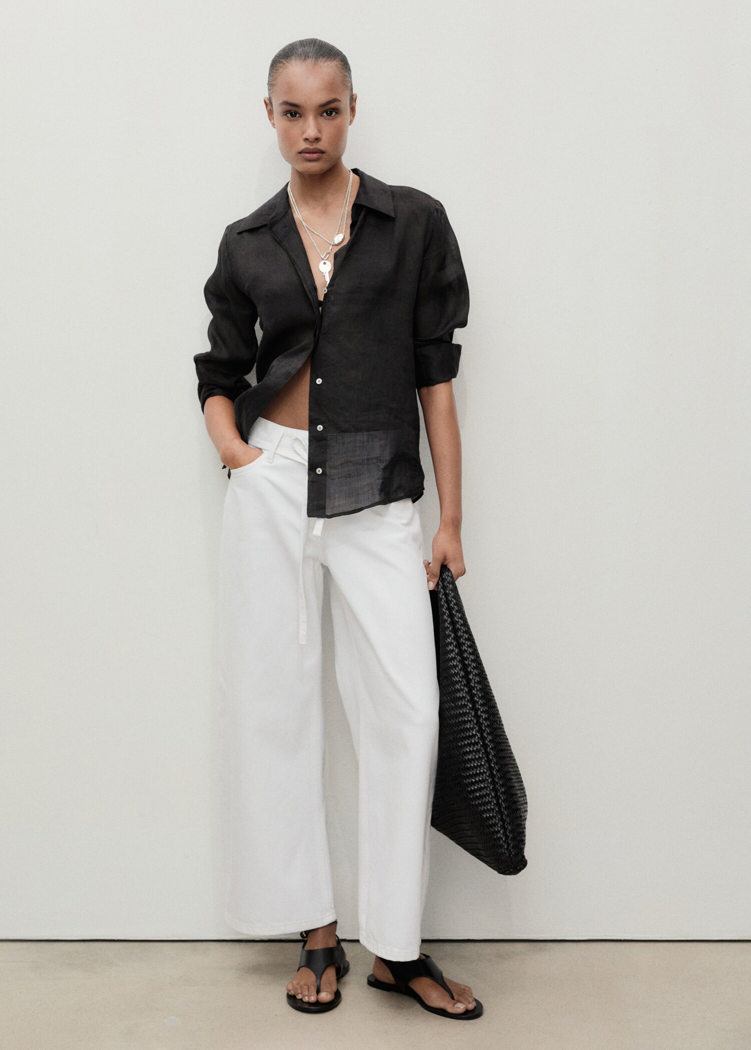 Balloon jeans with belt - General plane