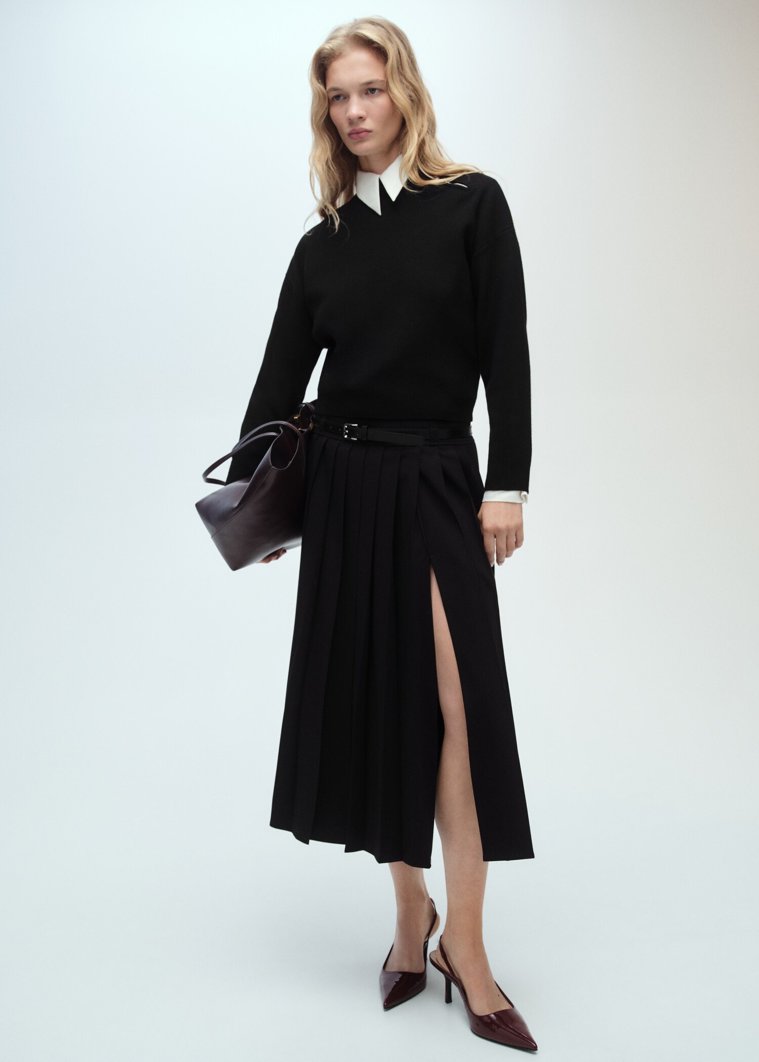 Perkins-neck sweater with zip - General plane