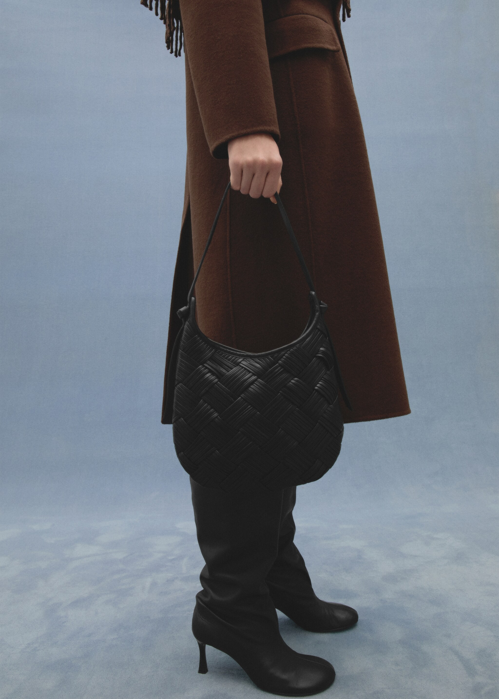 Braided leather bag - General plane, Black. Ref: 87040422-00.