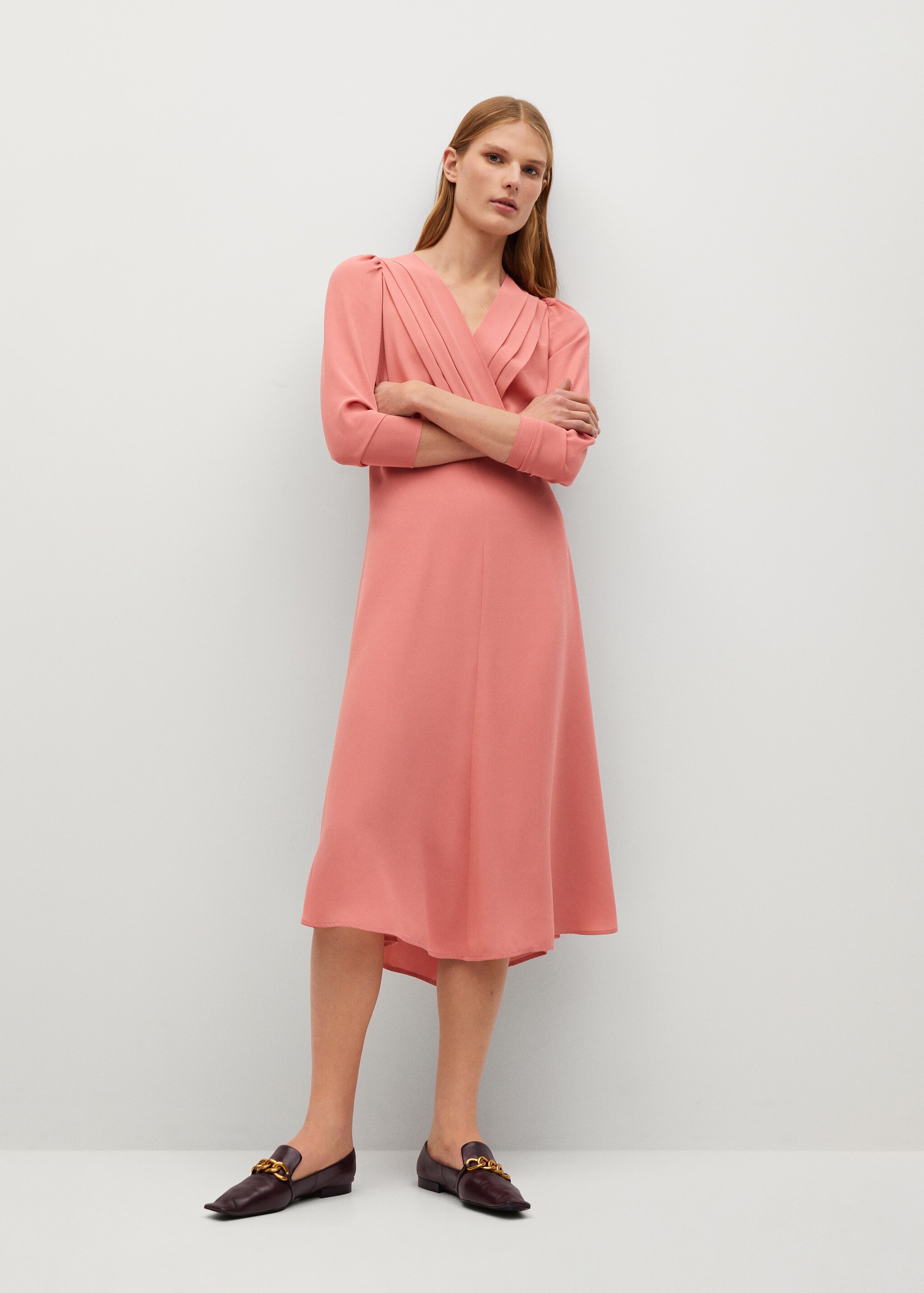 Vestido detalles plisados - Plano general