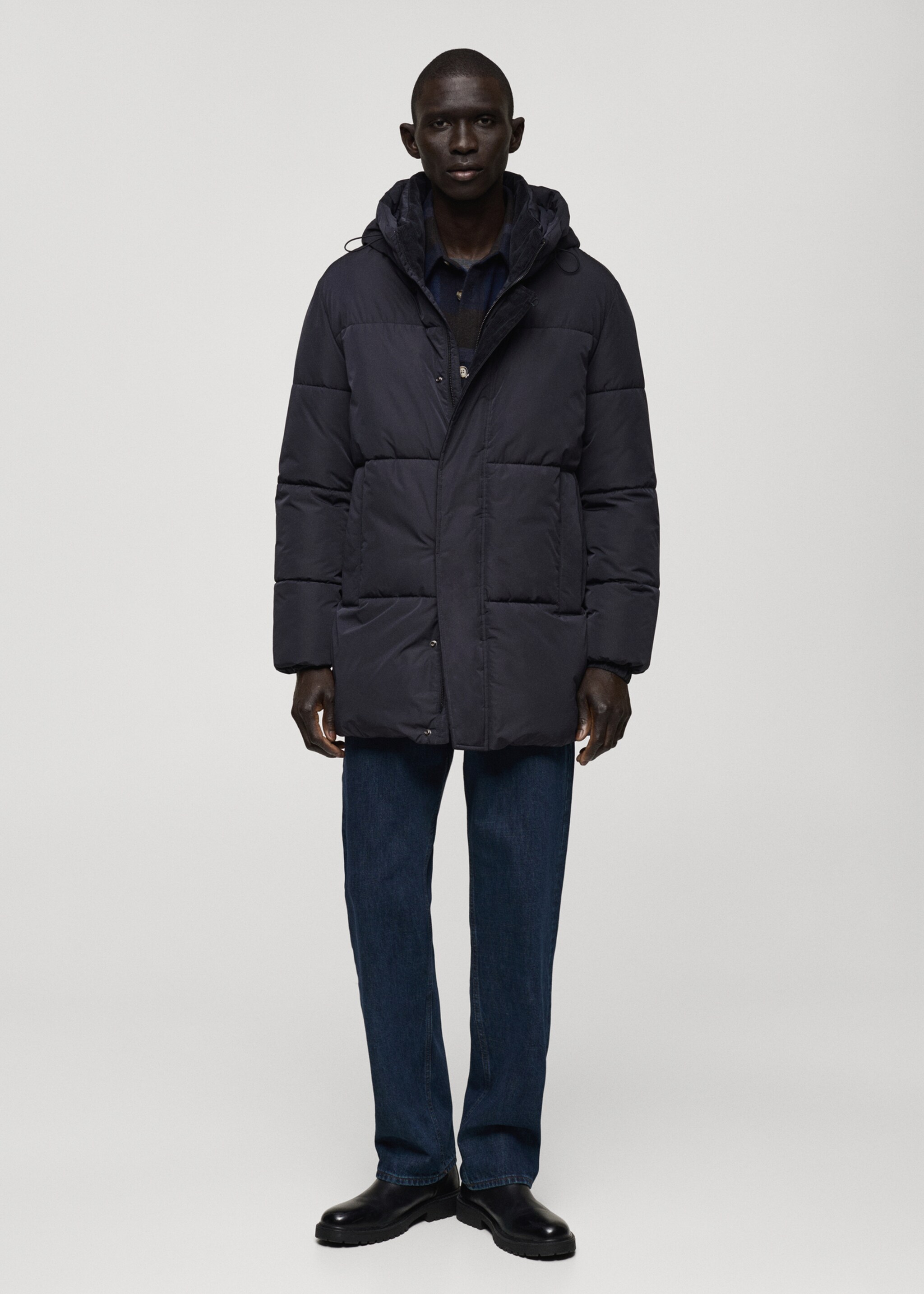 Anorac embuatat caputxa water-repellent - Pla general, Blau marí fosc. Ref: 87040575-00.