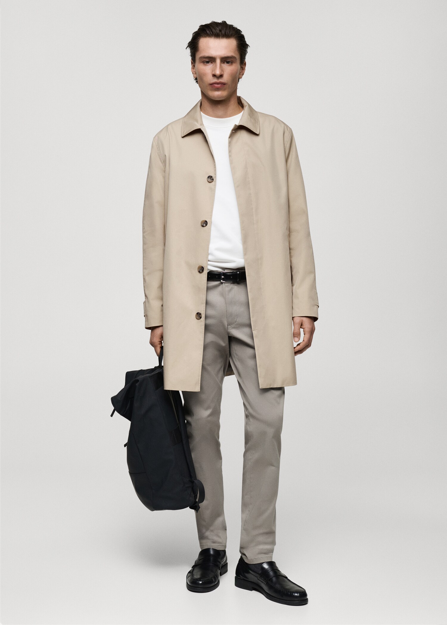 Classic water-repellent trench coat - General plane