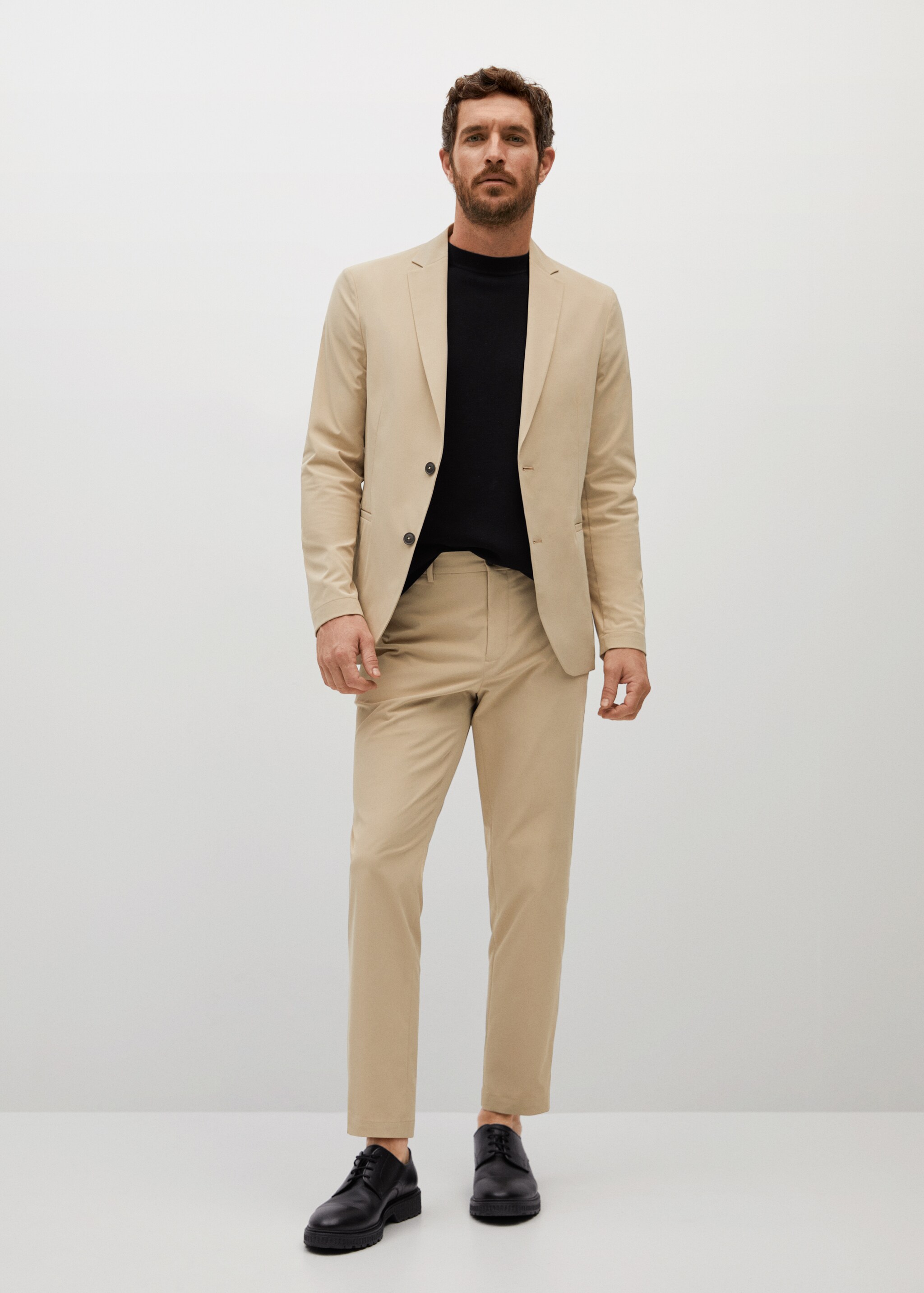 Pantalón traje slim fit tejido técnico - Plano general