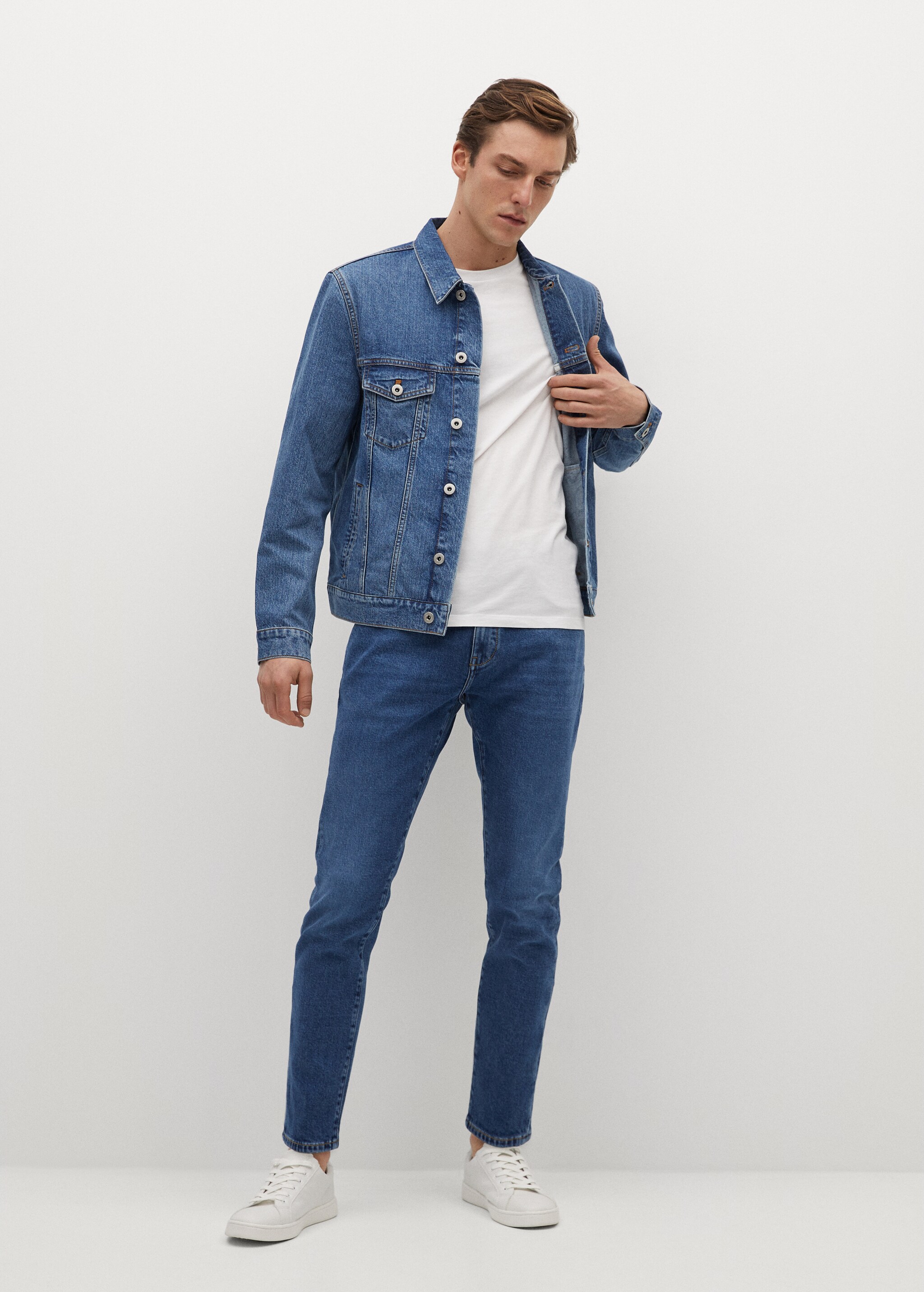 Chaqueta denim lavado medio - Plano general