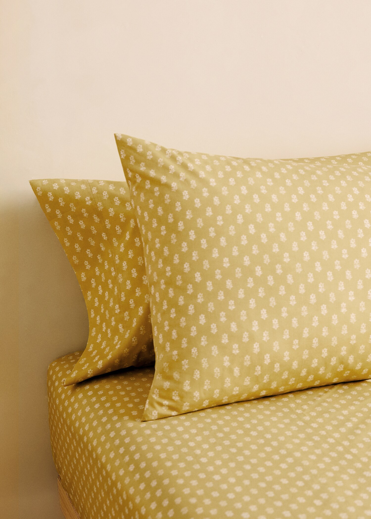 Cotton percale children's pillowcase with small flower 50x75 cm - General plane