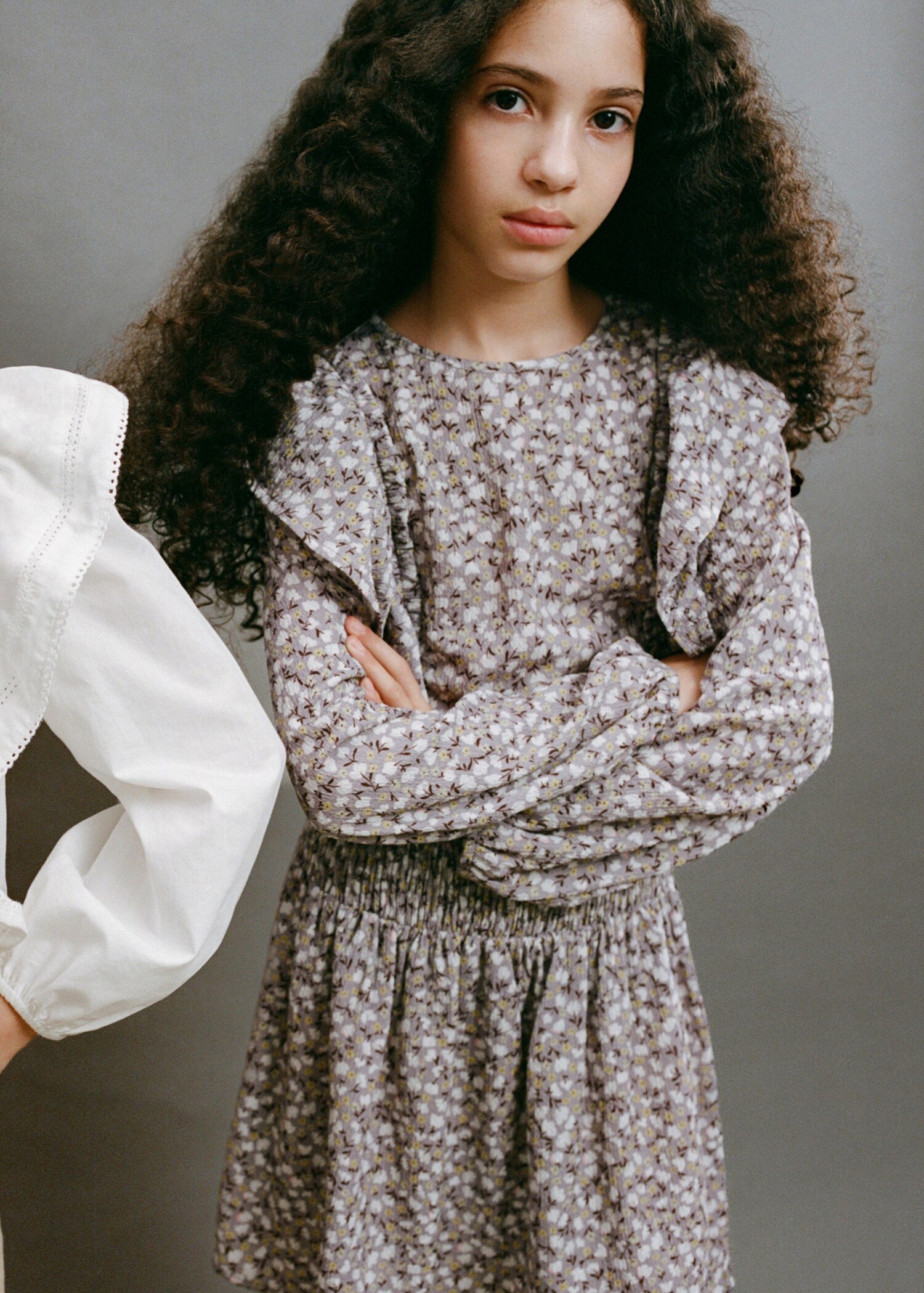 Ruffled floral dress - General plane