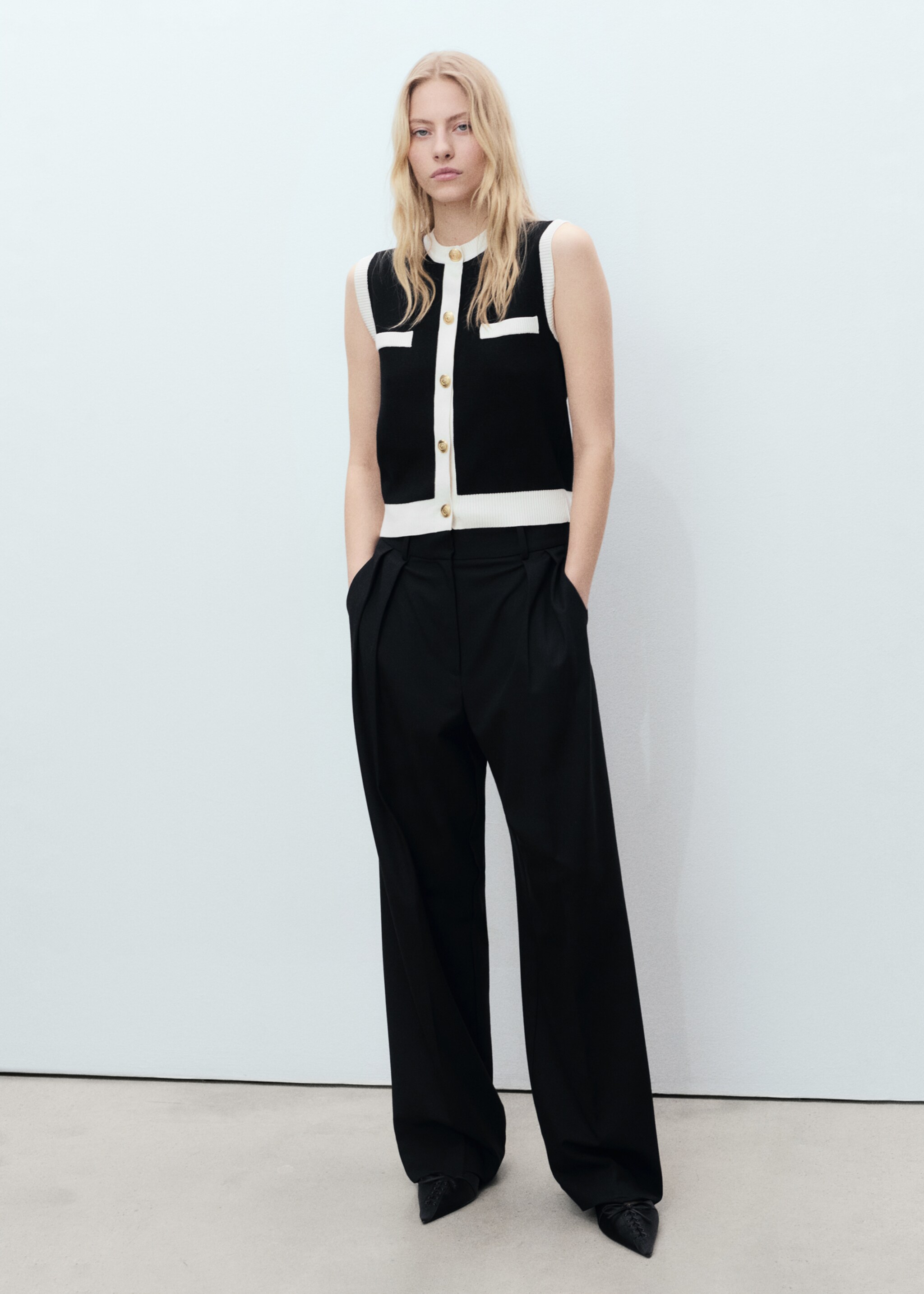 Gilet maille liserés contrastants - Plan général, Noir. Ref: 87045763-00.