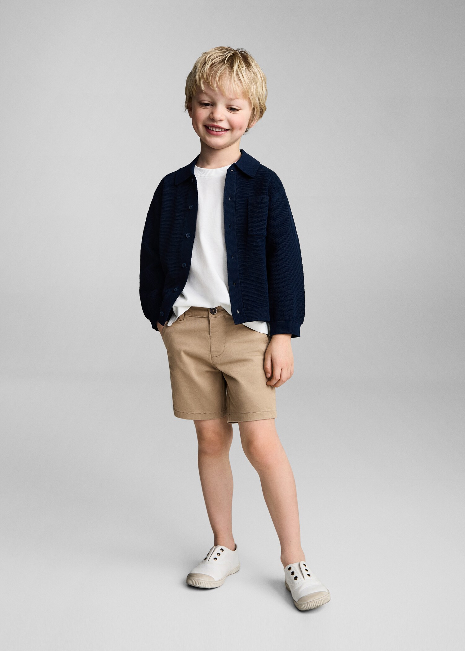 Cotton Bermuda shorts - General plane
