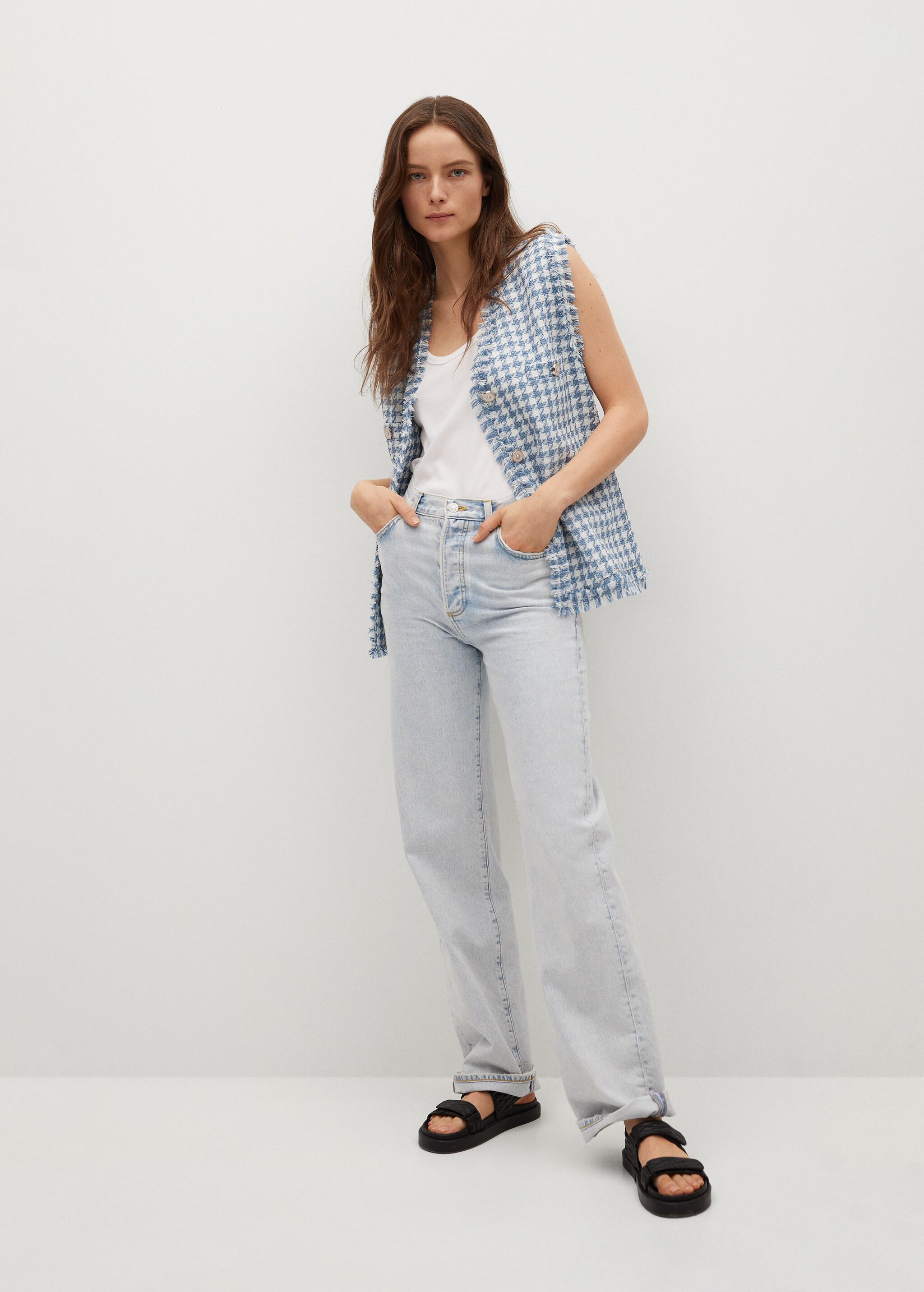 Tweed gilet with pockets - General plane