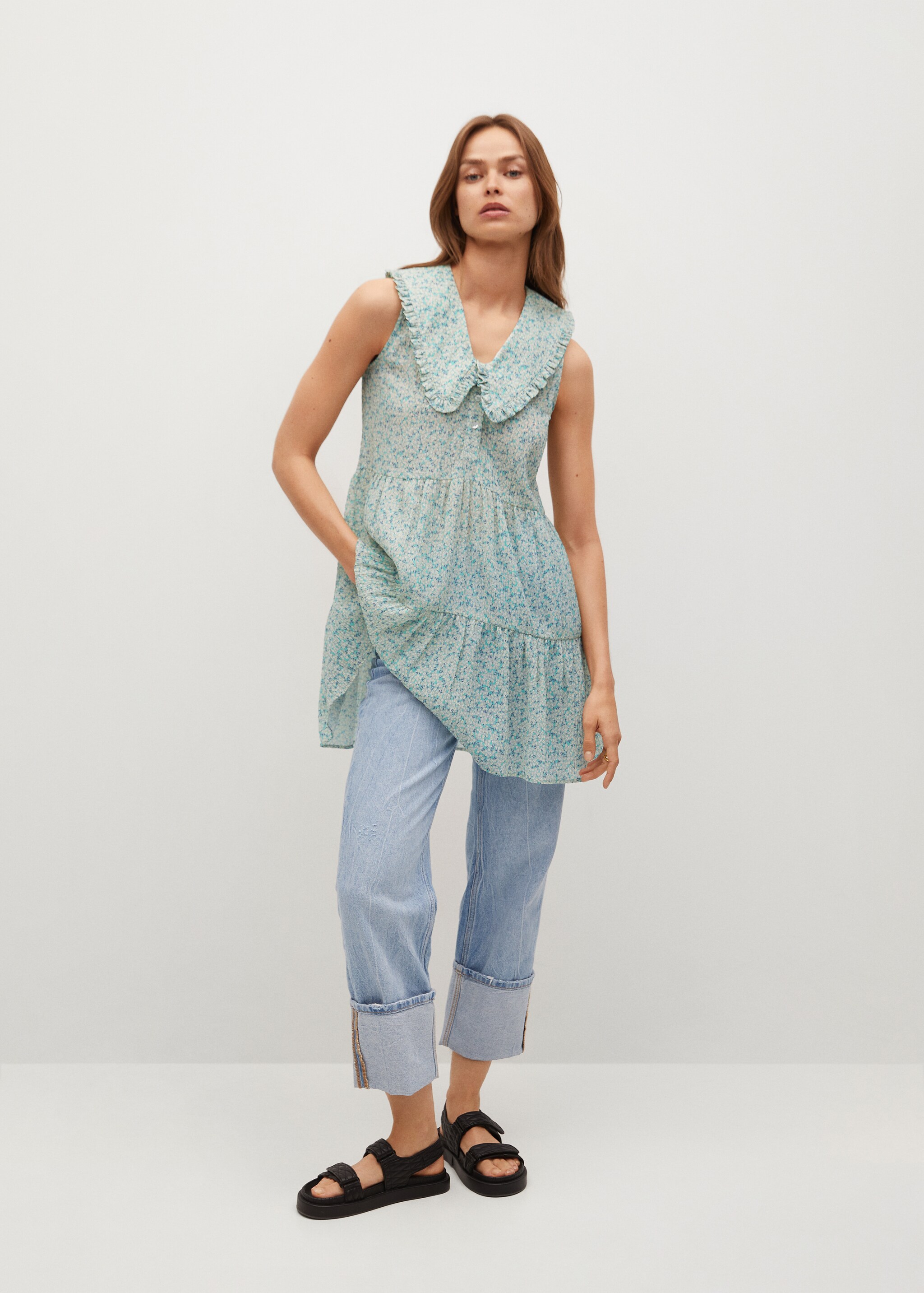Vestido cuello babydoll - Plano general