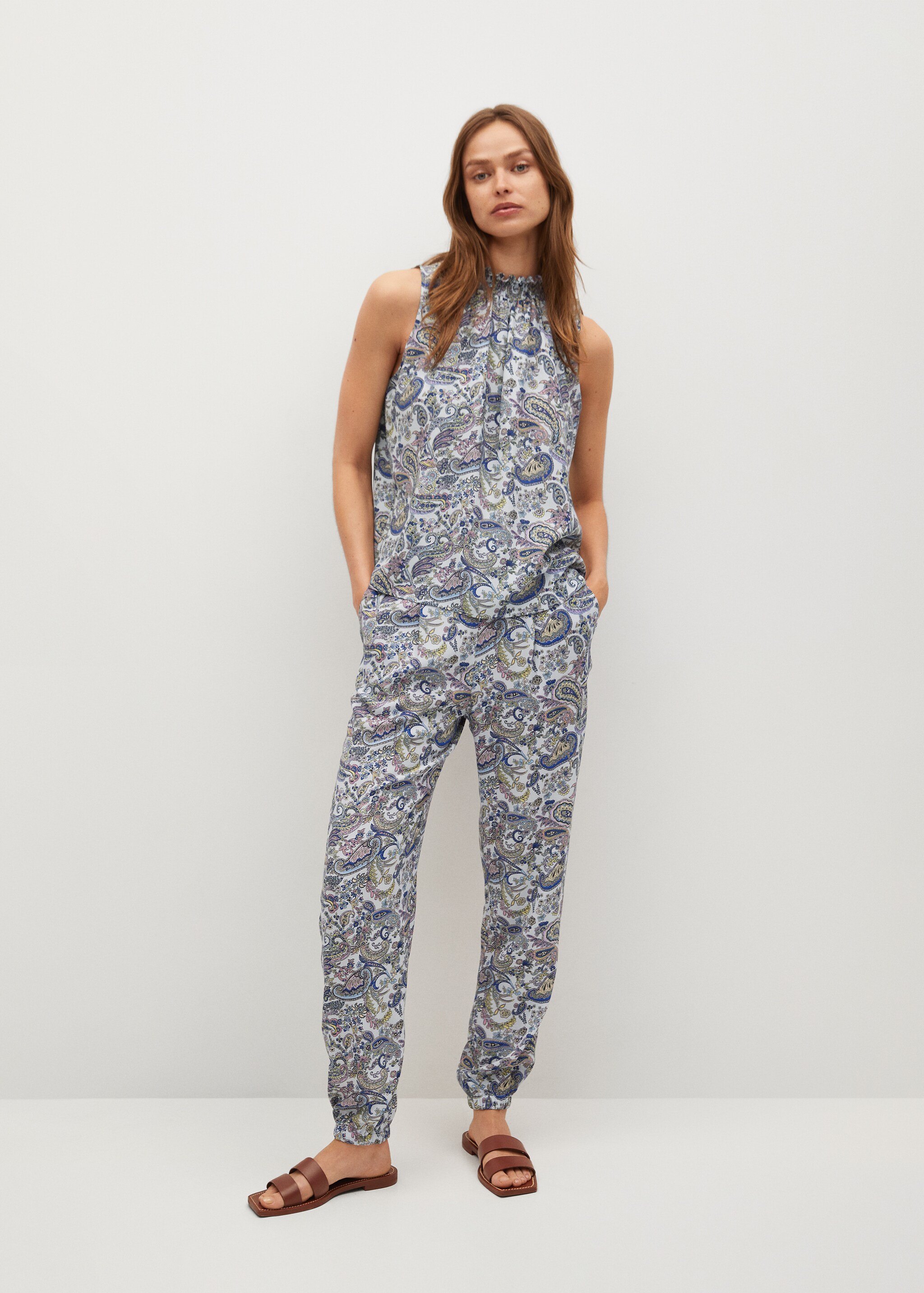 Top paisley halter - Plano general