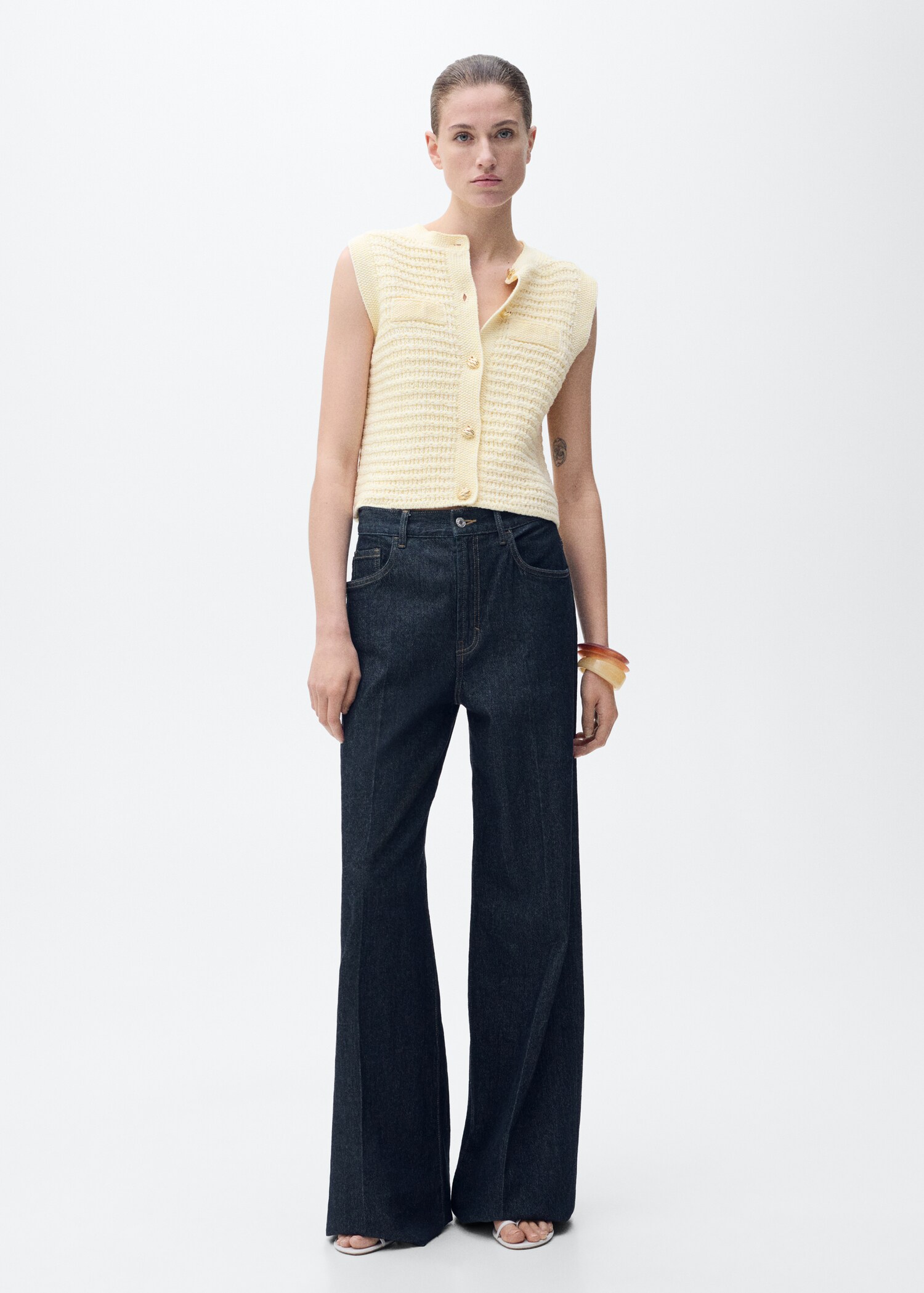 Strickcardigan mit Schmuckknöpfen - Allgemeine Ansicht