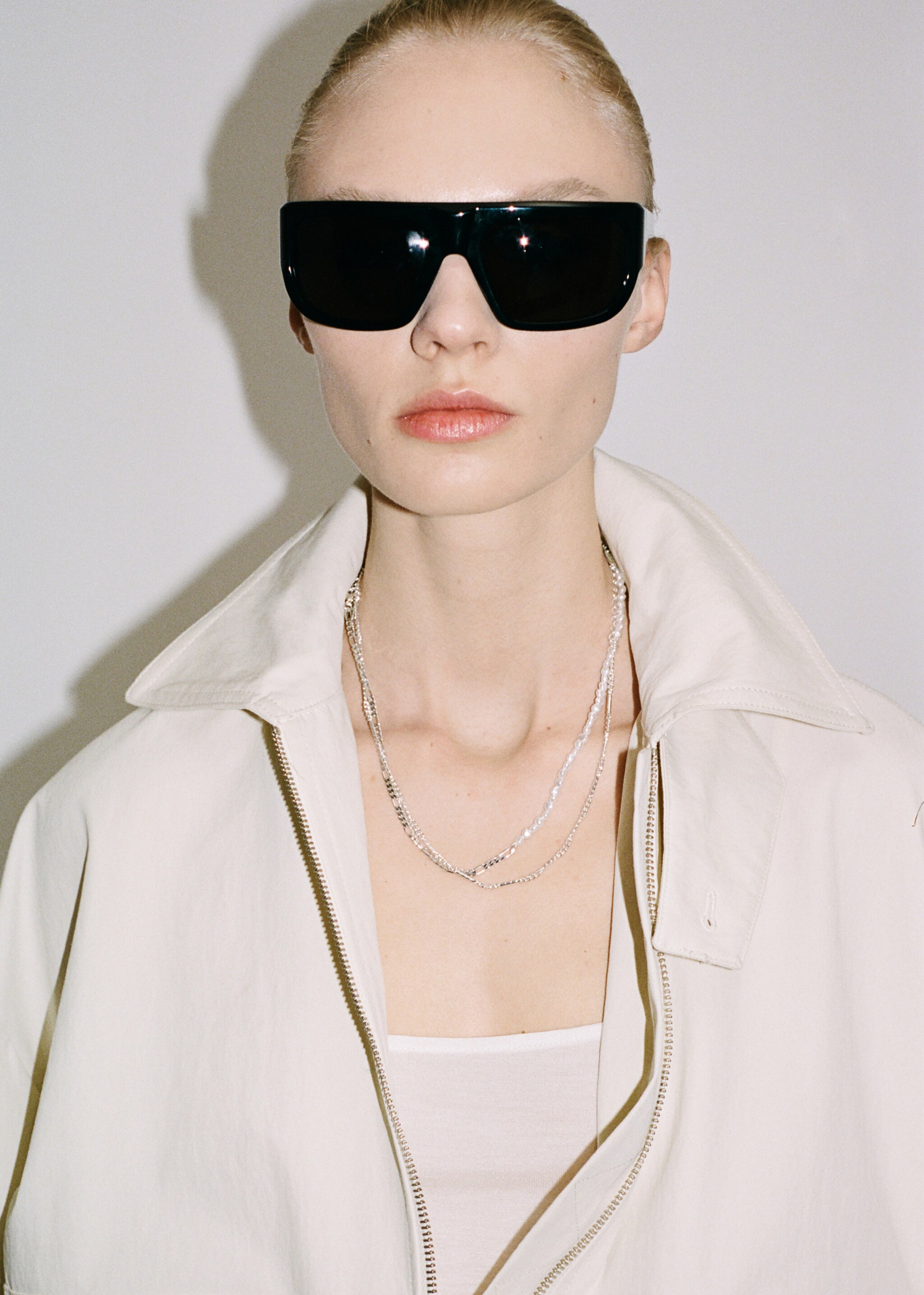 Halsband dubbel kedja pärlor - Allmän bild, Guld. Ref: 87047703-00.