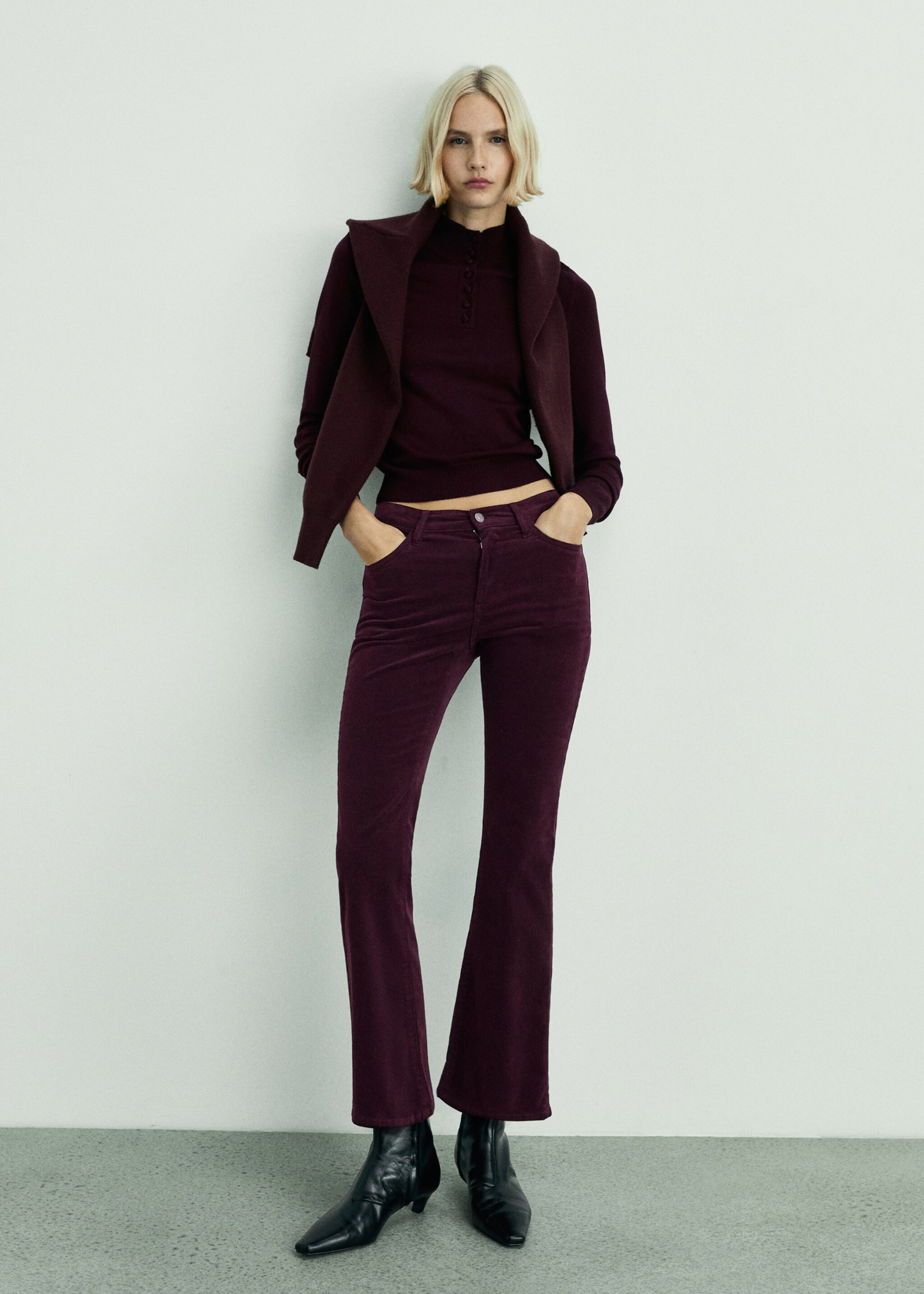 Sienna flared cropped corduroy trousers - General plane, Wine. Ref: 87050227-00.