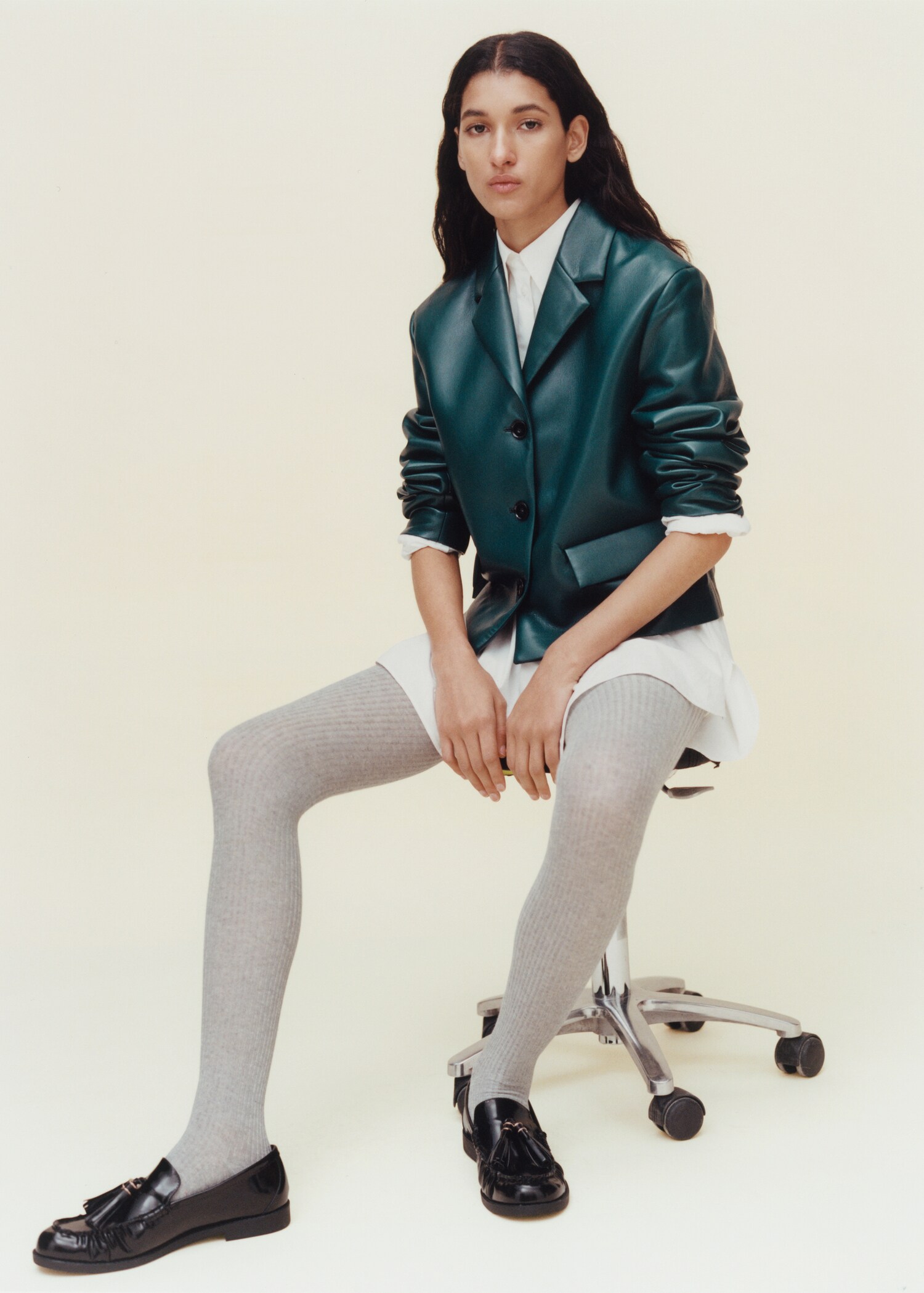 Leather loafers with tassels - General plane