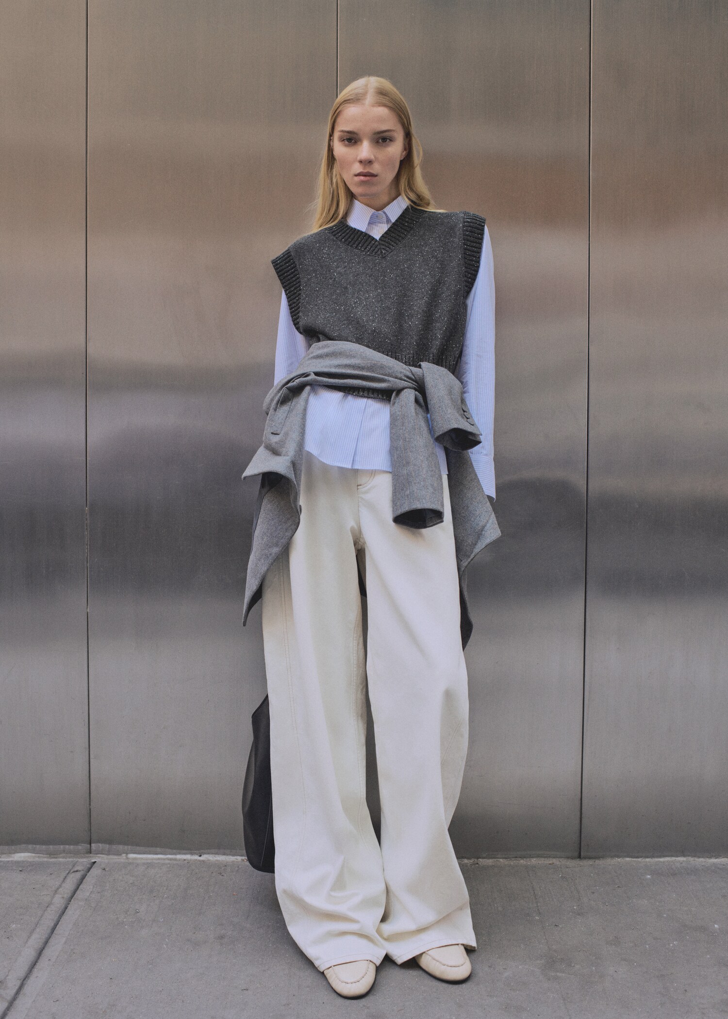 Strickpullunder mit V-Ausschnitt - Allgemeine Ansicht