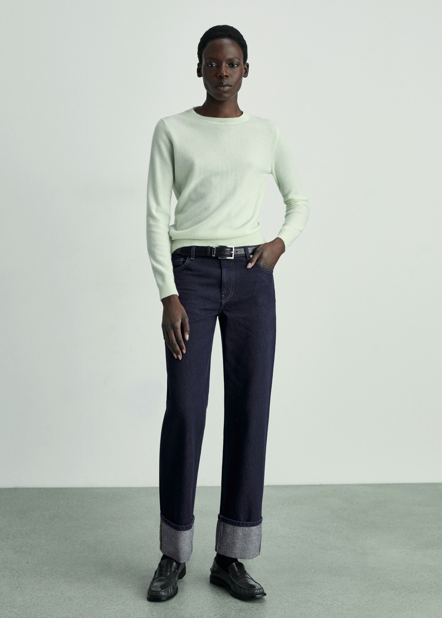 Rinse-wash jeans with cuffs - General plane