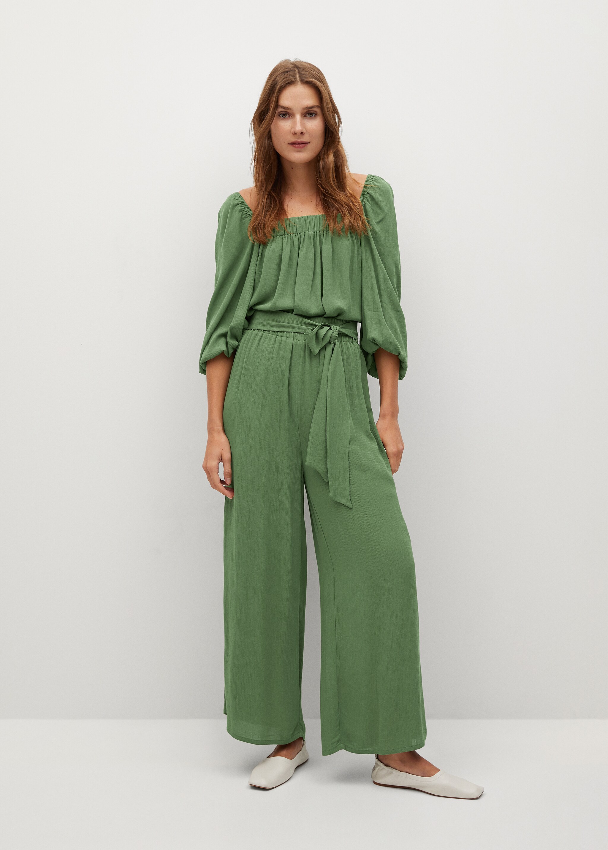 Pantalón culotte cinturón - Plano general