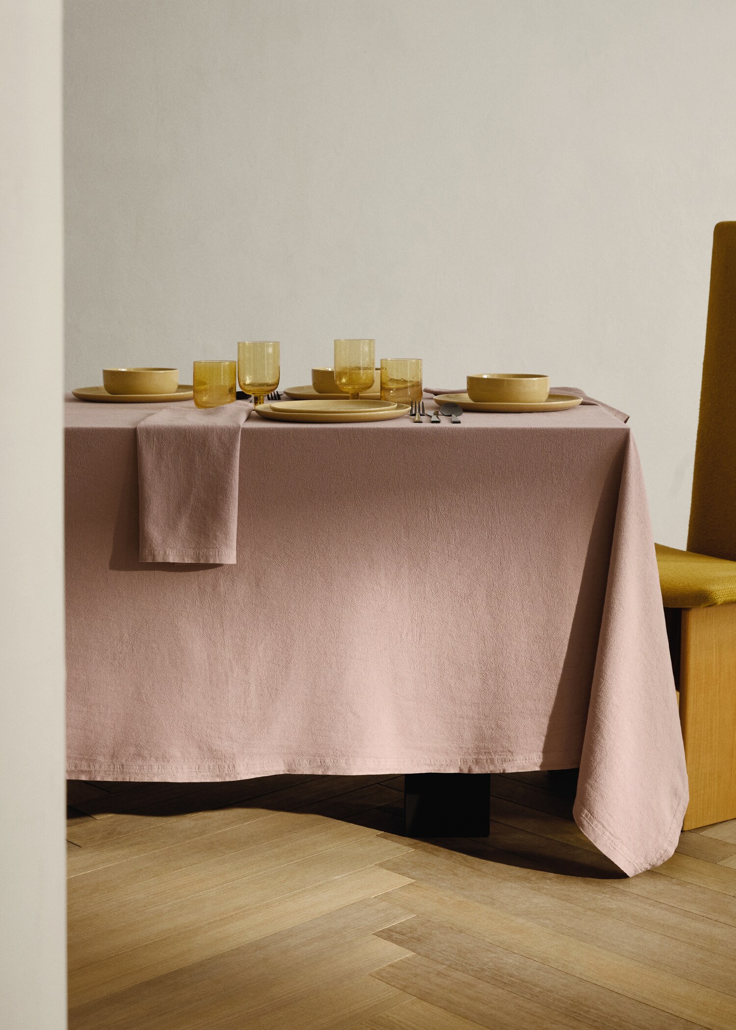 100% cotton tablecloth for 6 to 8 people - General plane