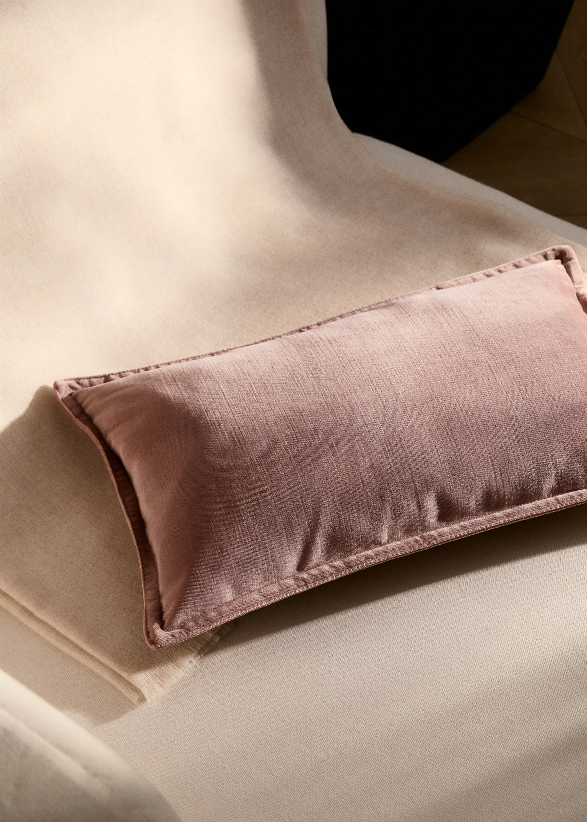 Velvet cushion cover 30x50 cm - General plane, Pink. Ref: 87052894-00.