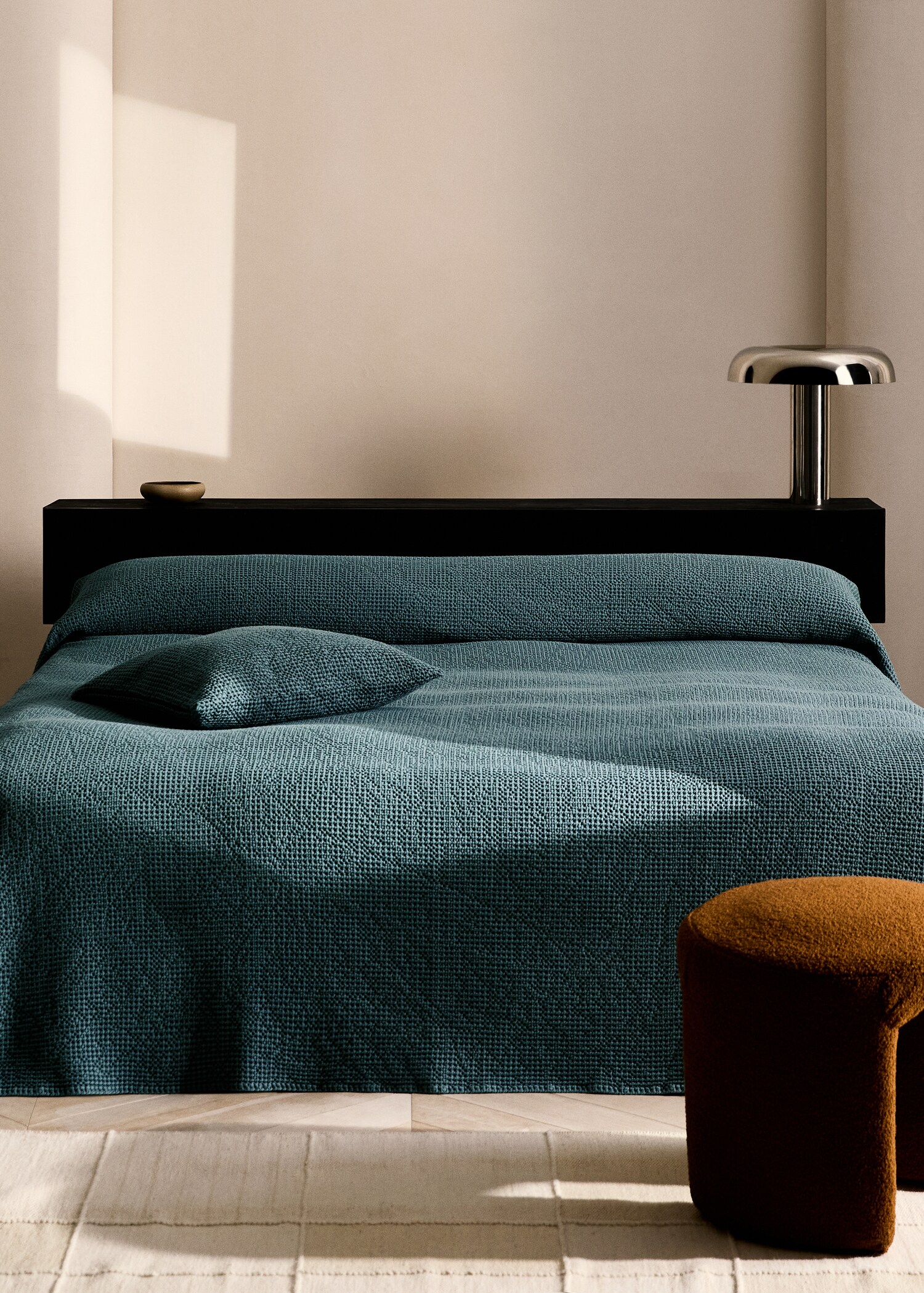 Garment-dyed waffle cotton bedspread for 130/150 cm bed - General plane