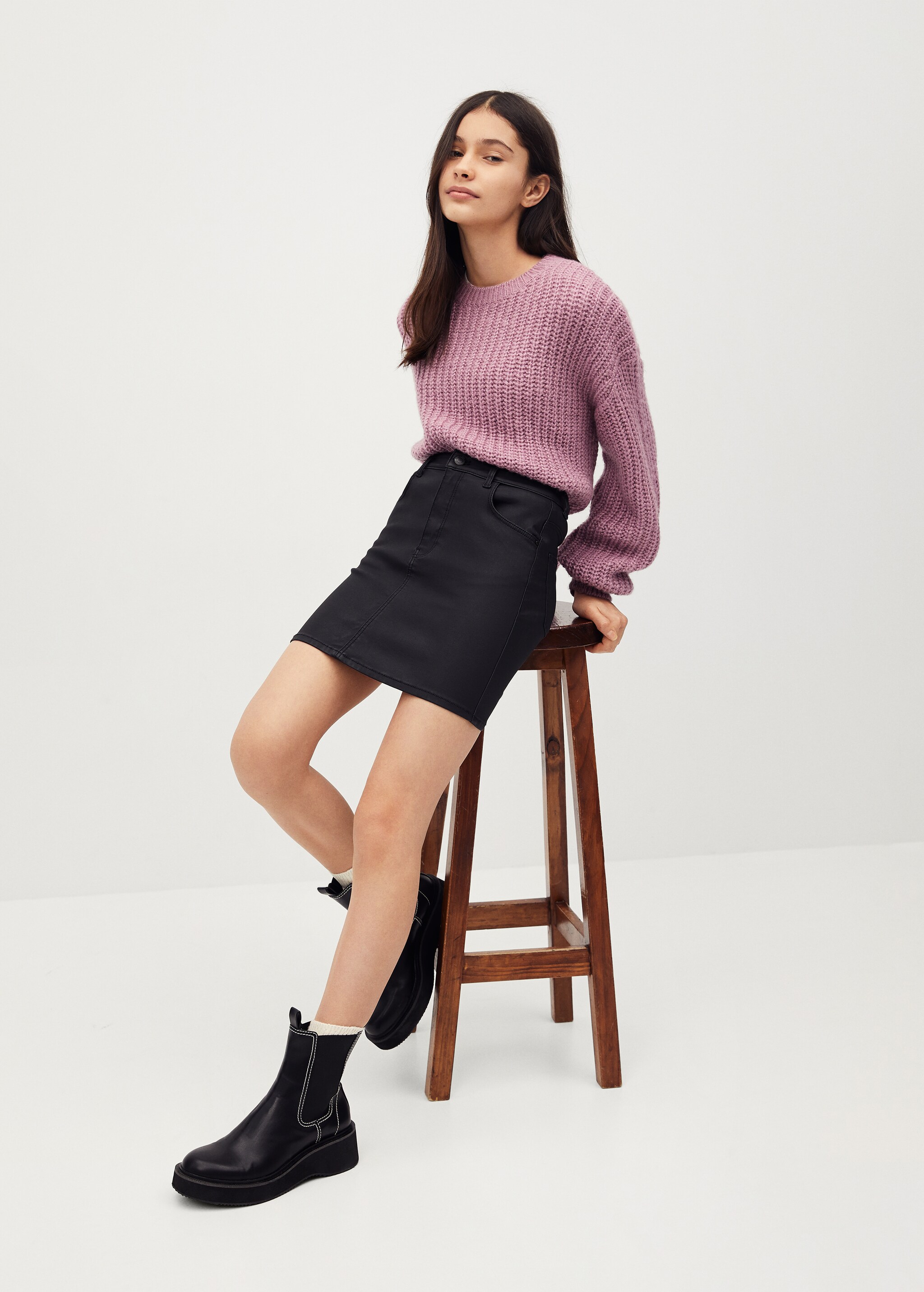 Falda denim encerada - Plano general