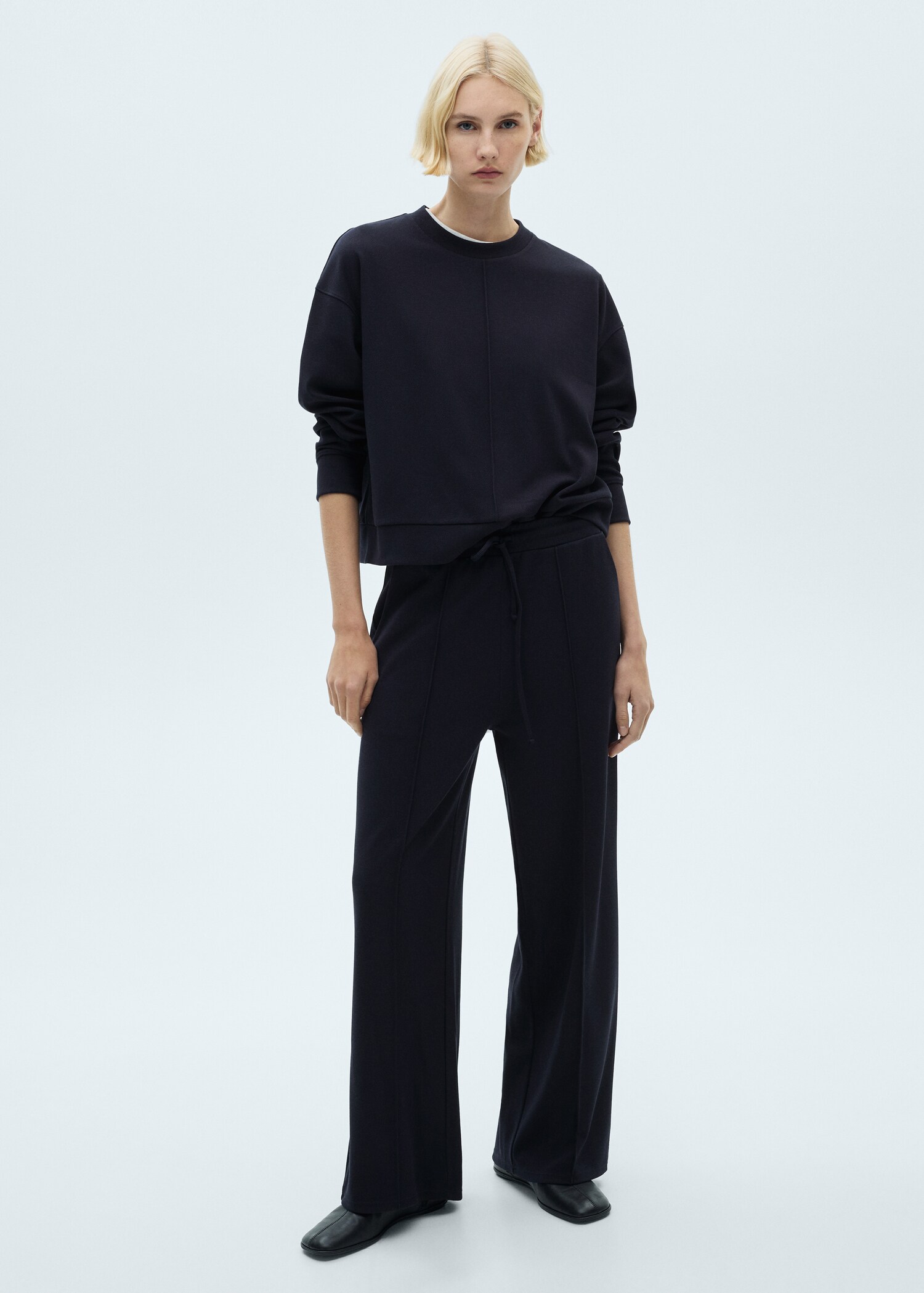 Rundhals-Sweatshirt mit Nahtdetail - Allgemeine Ansicht