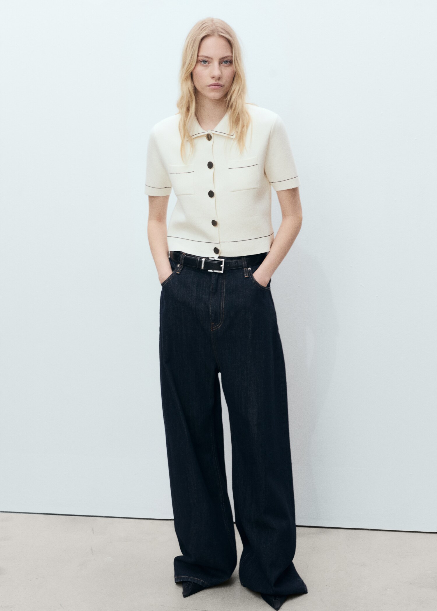 Cropped cardigan with contrasting trim - General plane