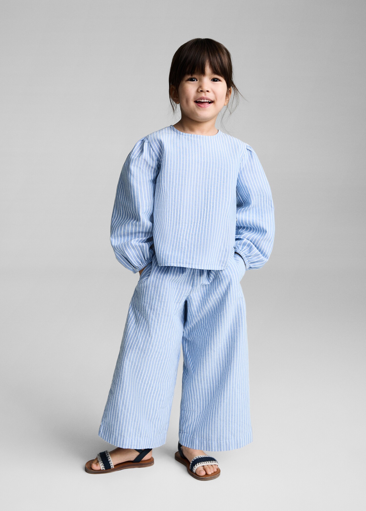 Βαμβακερό ριγέ παντελόνι - Γενικό πλάνο