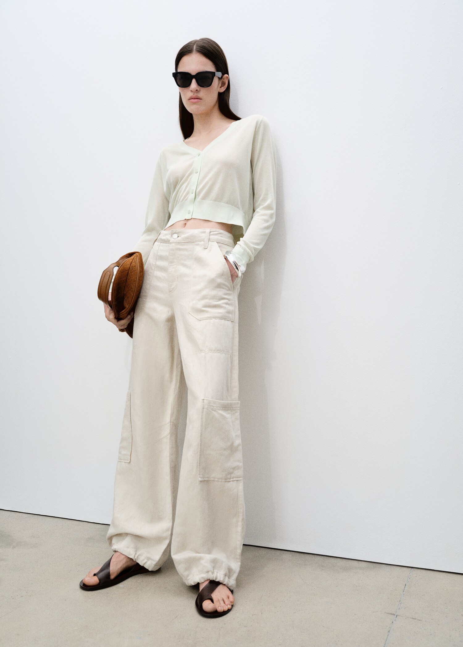 Semi-transparent cropped knitted cardigan - General plane