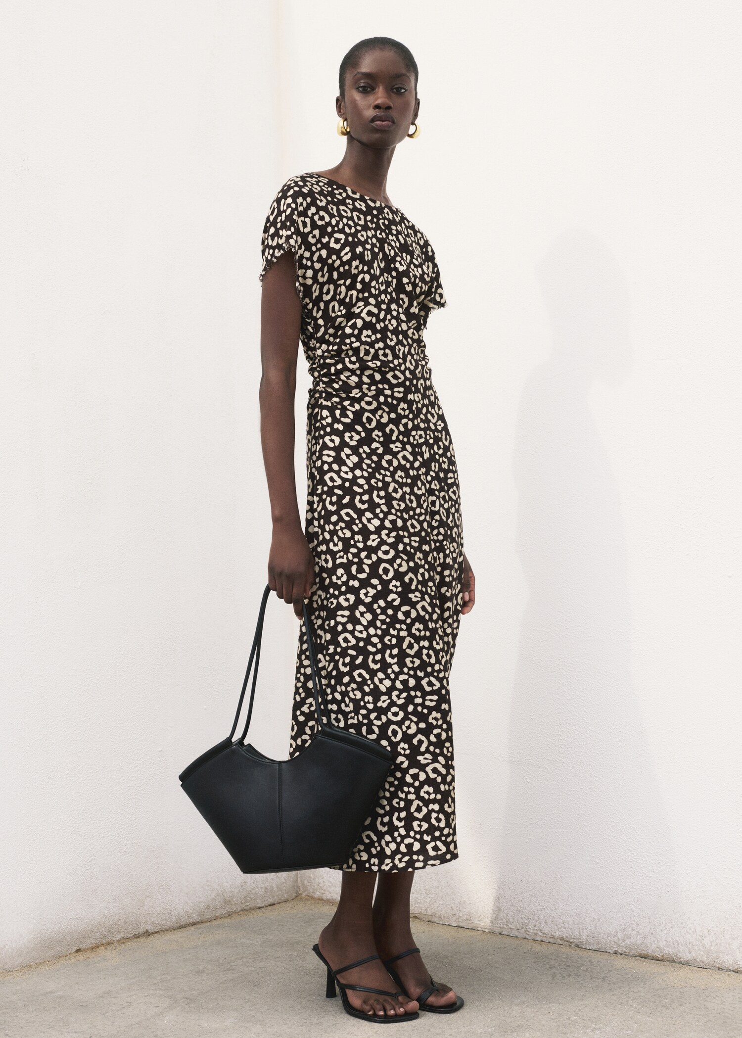 Animal-print dress with frayed edges - General plane