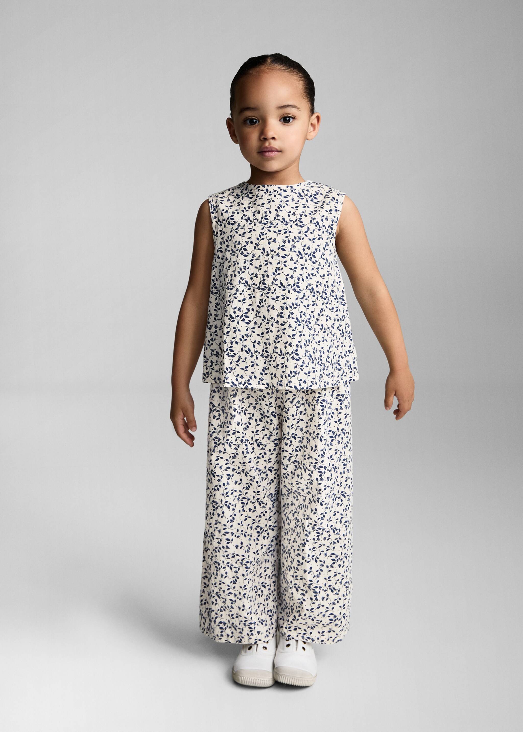 Blusa estampada sin mangas - Plano general, Blanco. Ref: 87055940-00.