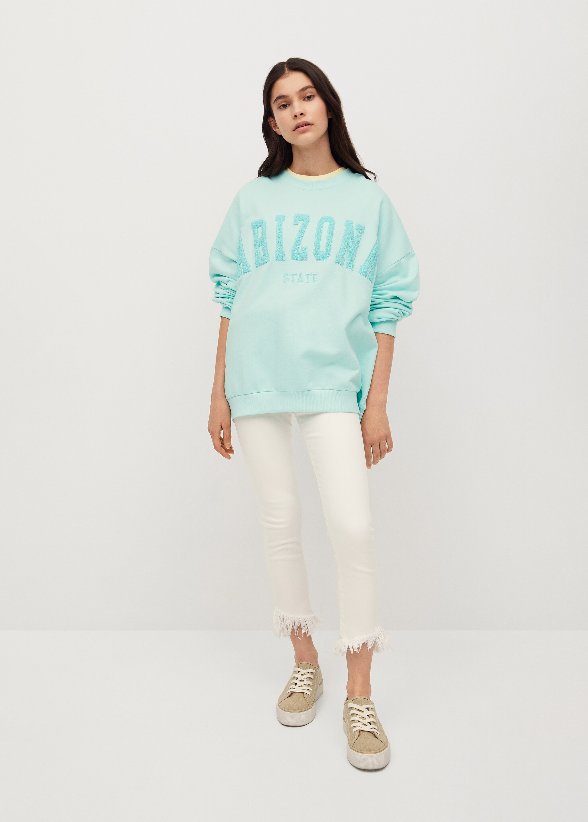 Sudadera oversize mensaje - Plano general