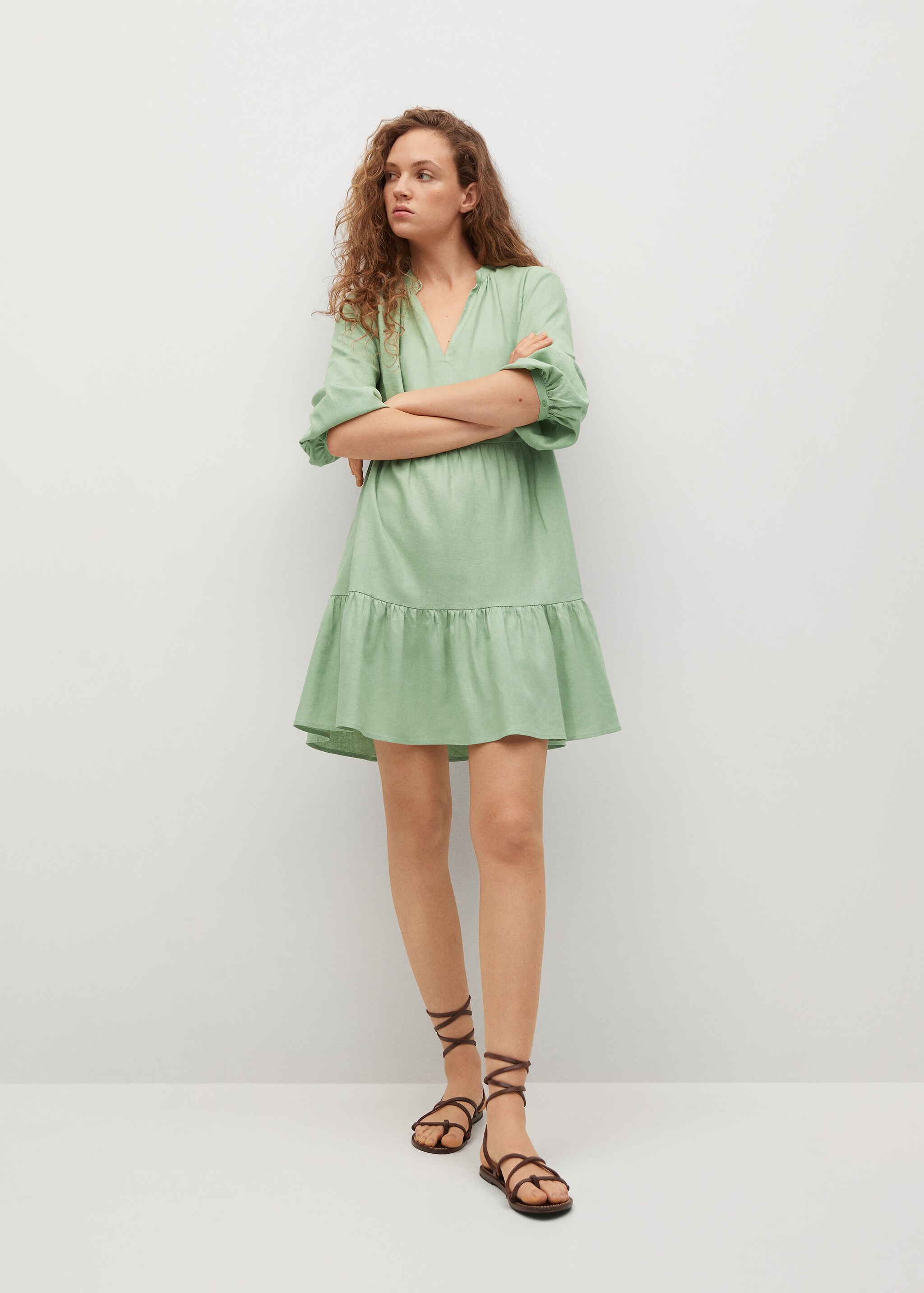 Vestido lino volantes - Plano general