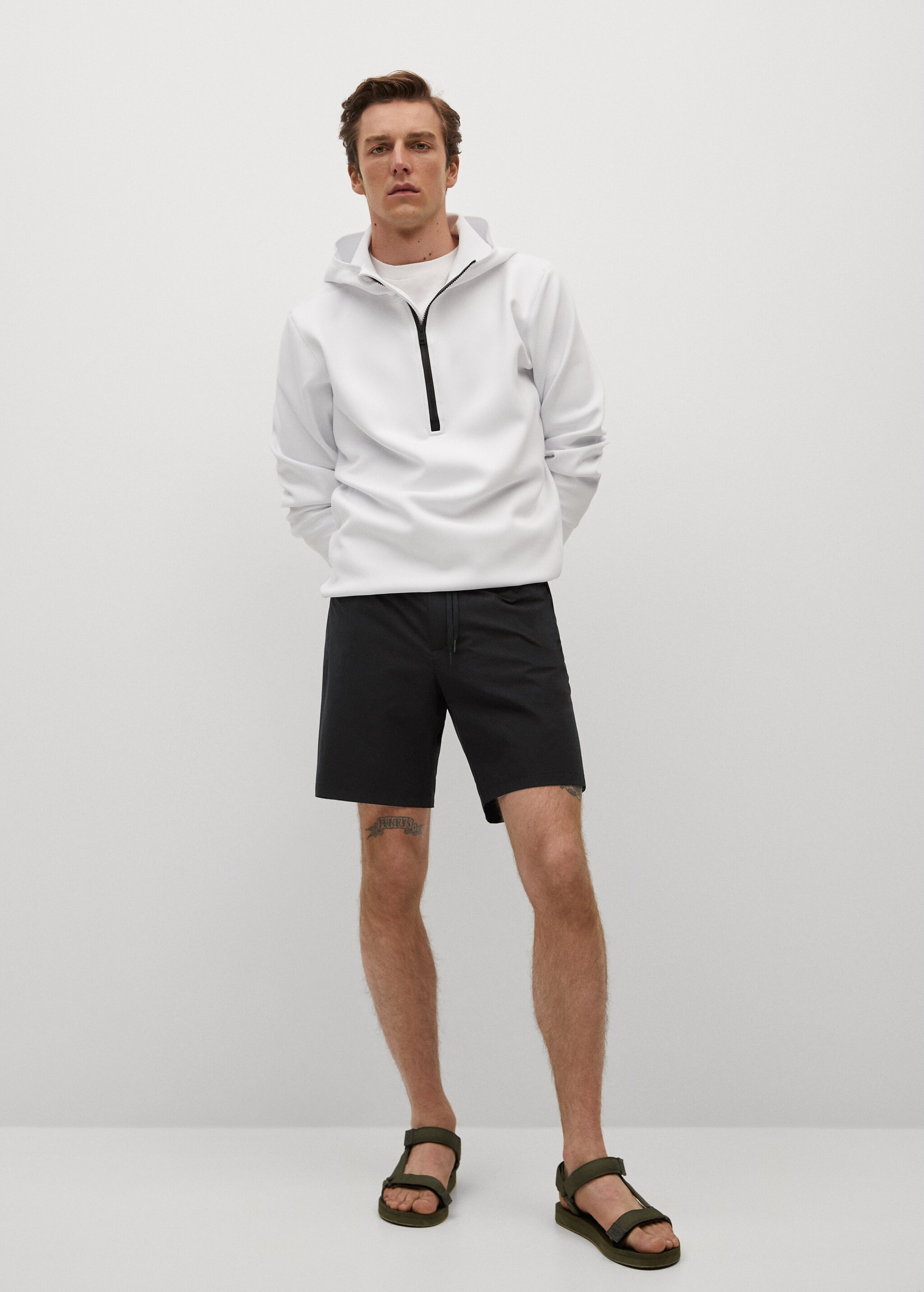 Bermudas jogger técnicas - Plano general