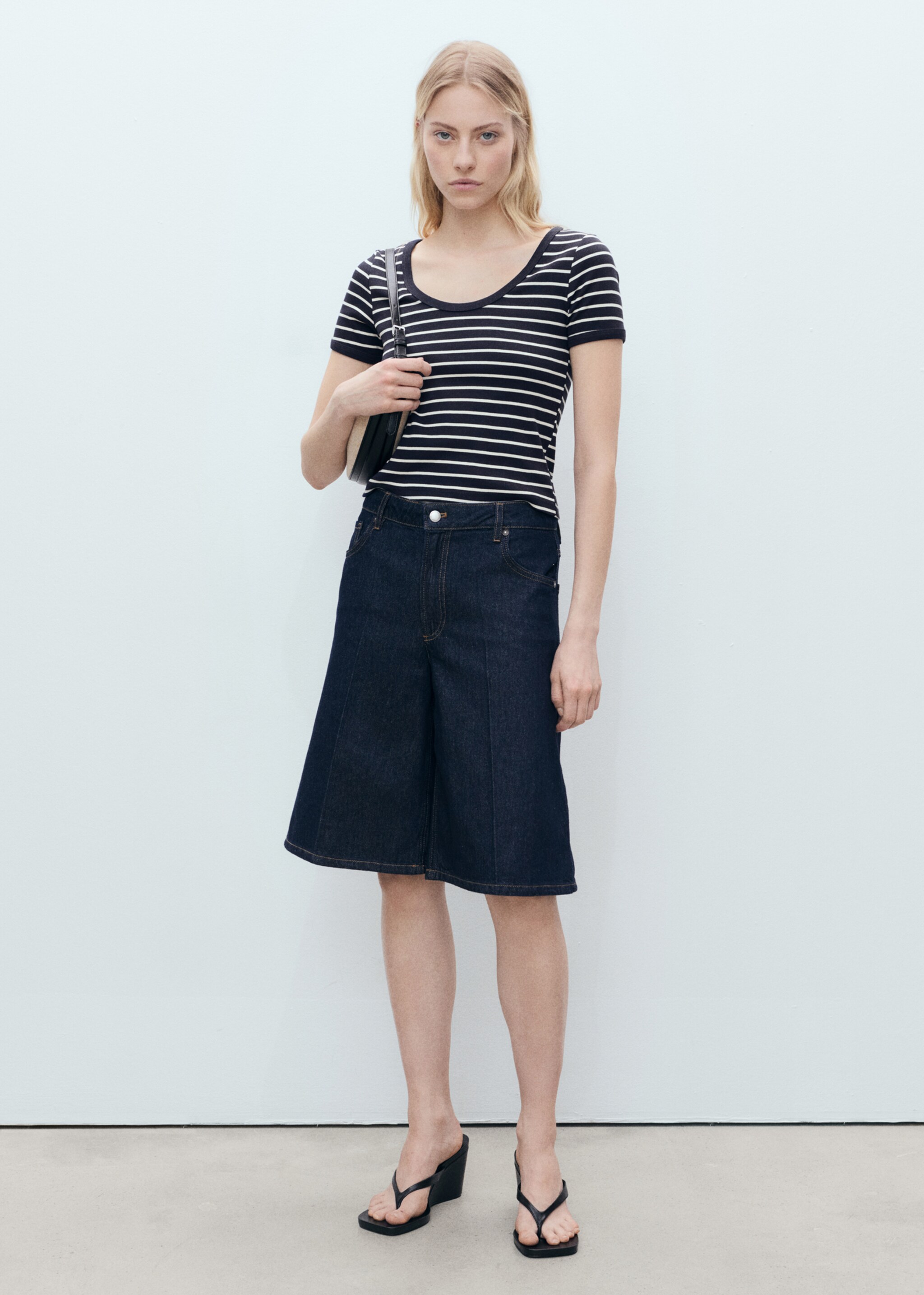 Striped cotton T-shirt with low neckline - General plane, Navy. Ref: 87059212-00.