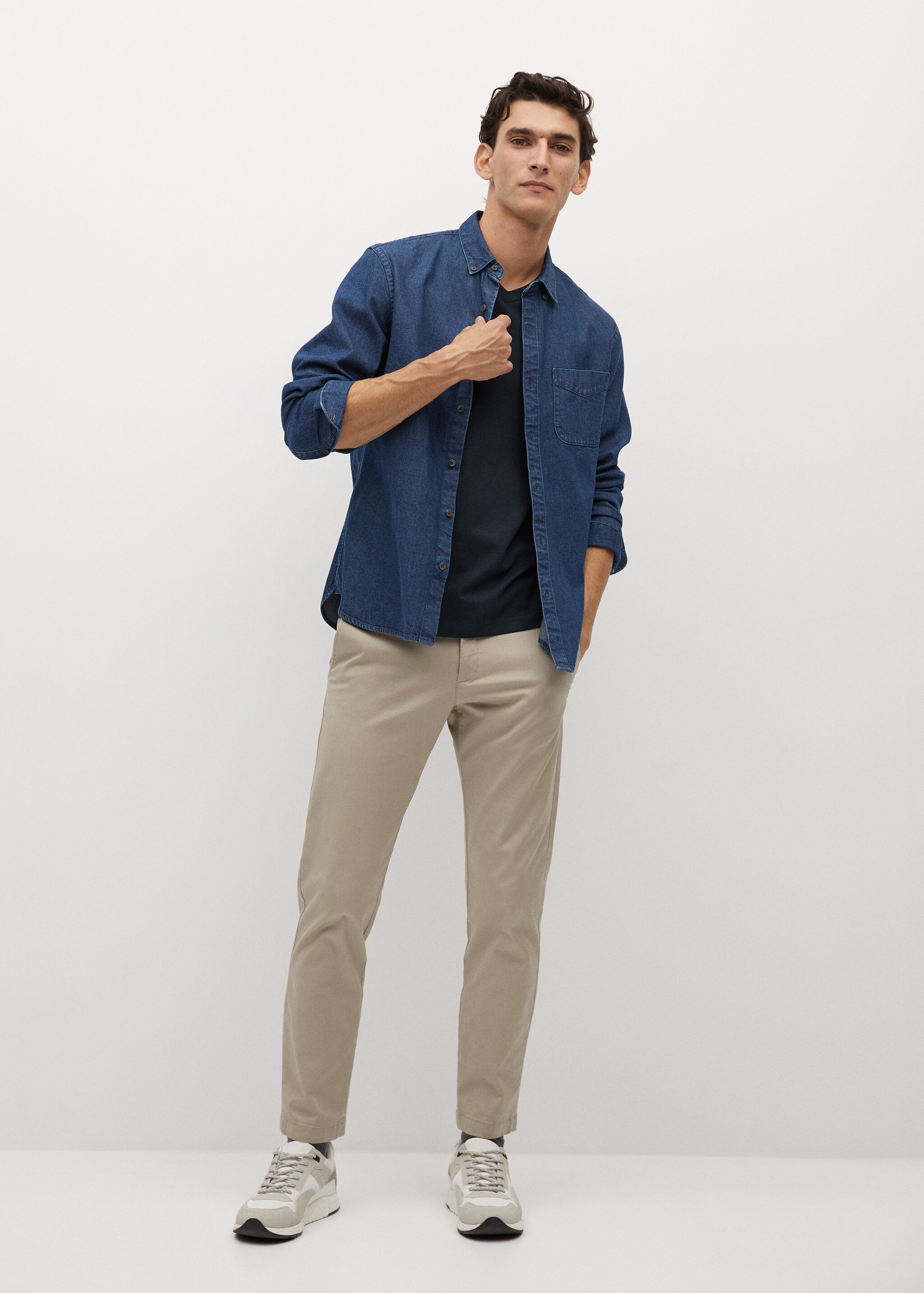 Sustainable cotton t-shirt - General plane