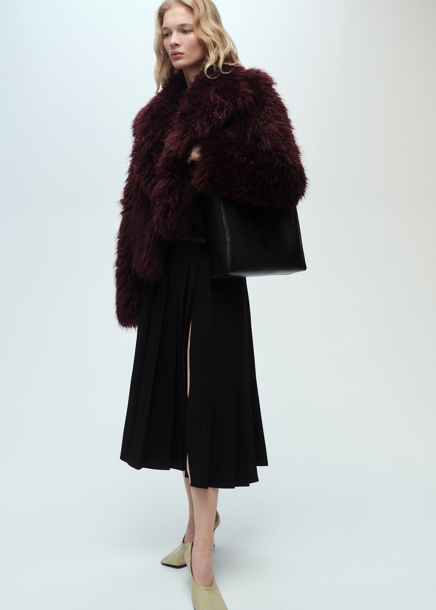 Double-belted pleated skirt - General plane