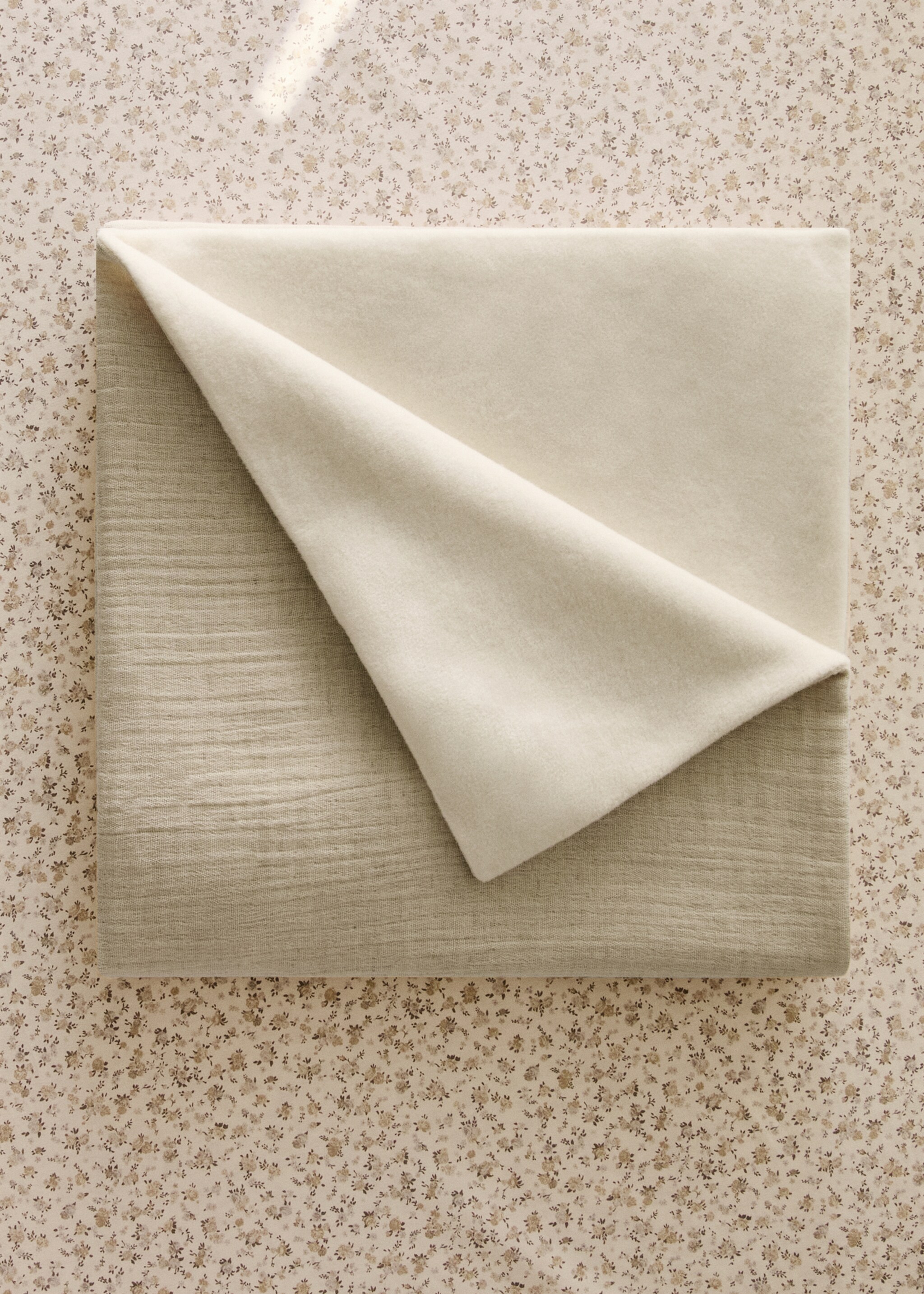 Manta infantil suau reversible - Pla general, Sorra. Ref: 87061523-00.