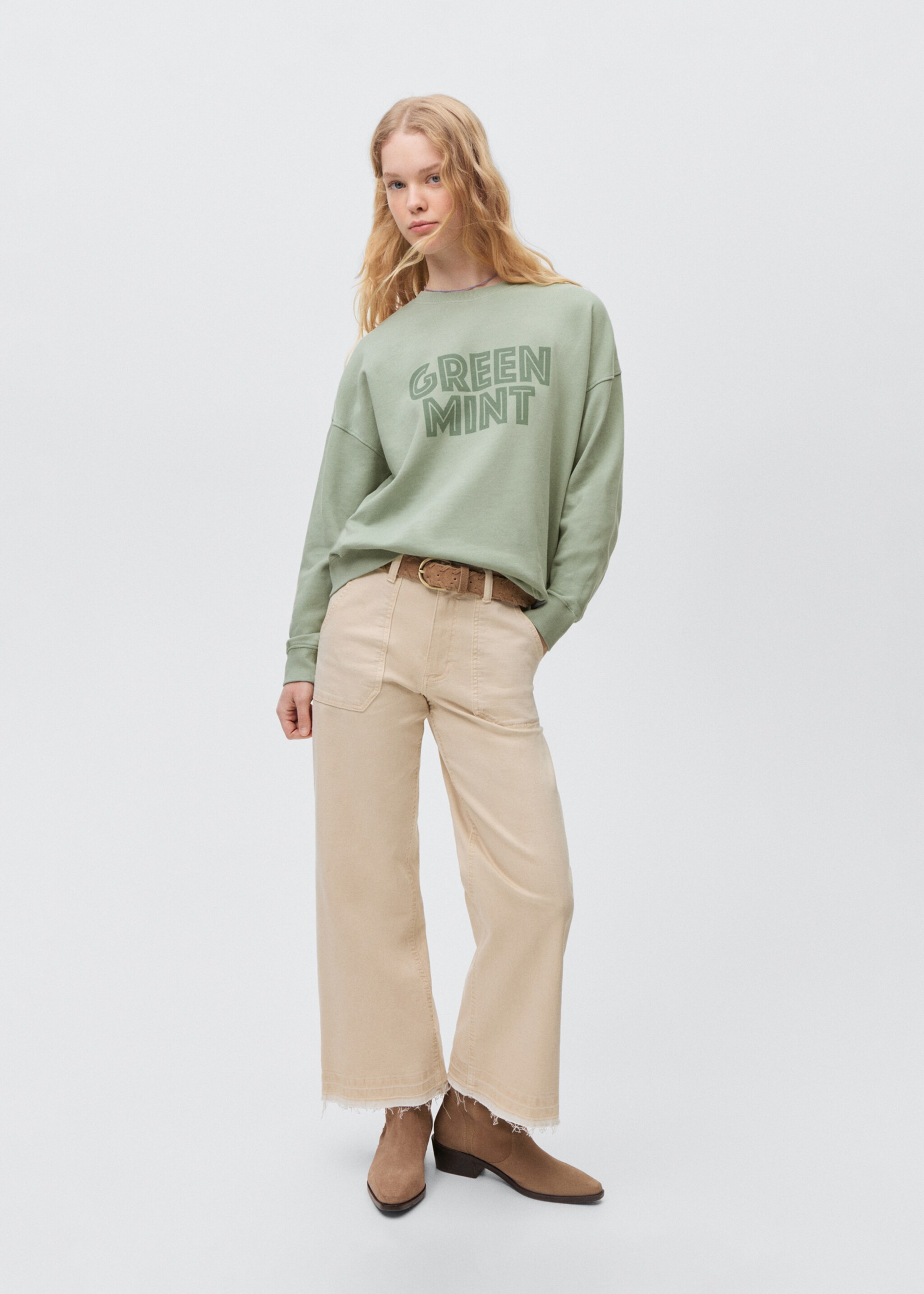 Dessuadora missatge estampat - Pla general, Verd pastel. Ref: 87062538-00.