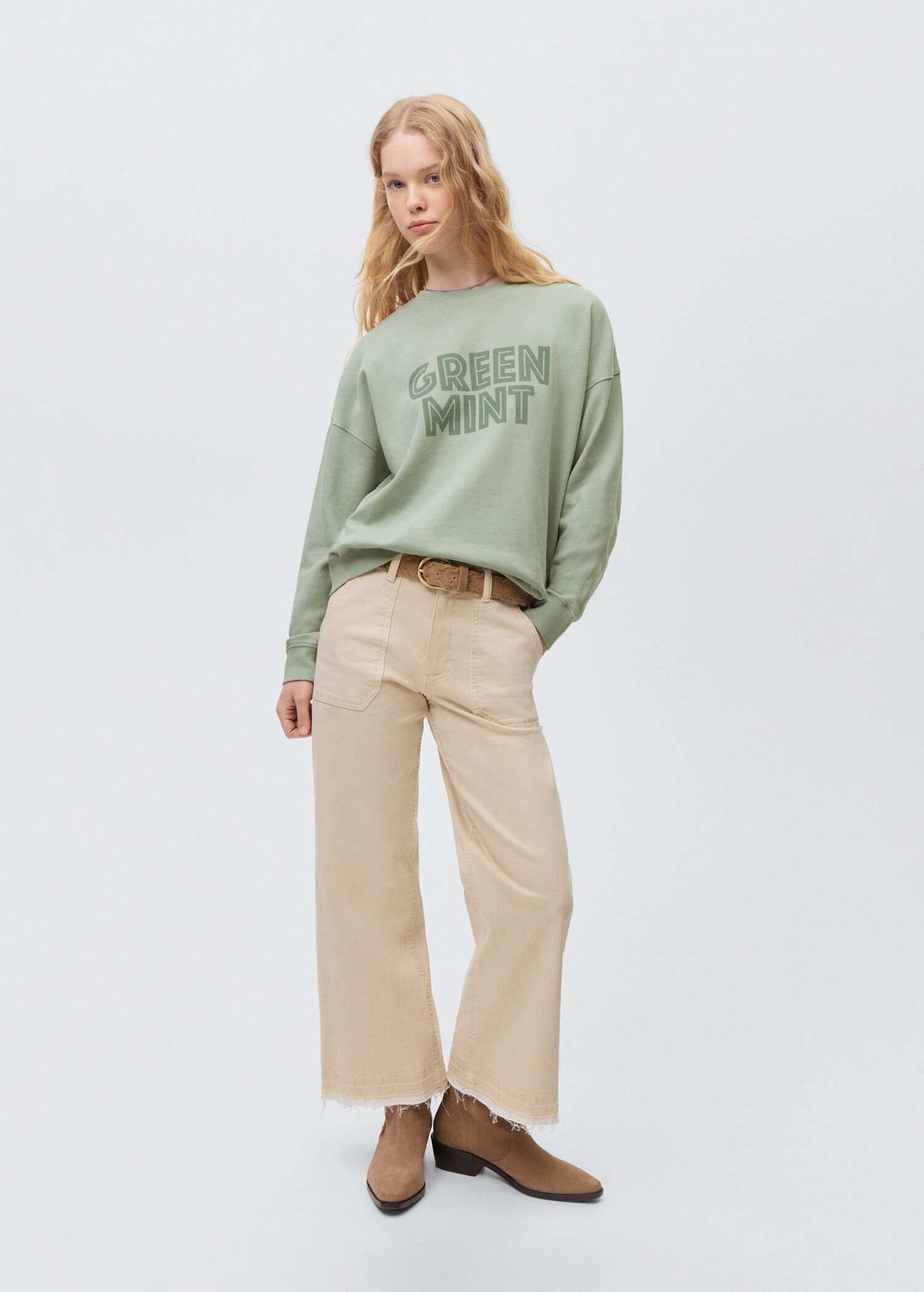 Dessuadora missatge estampat - Pla general