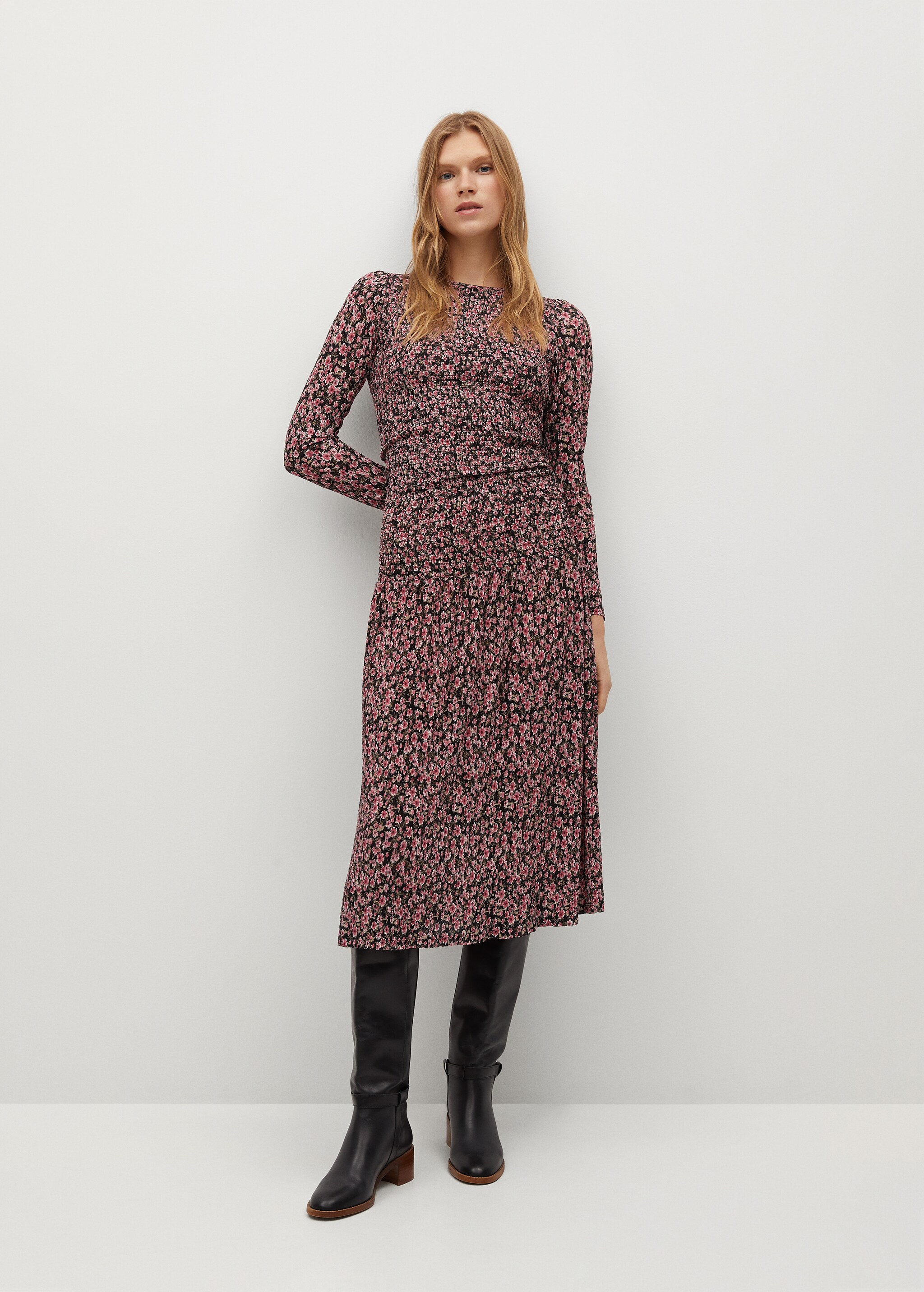 Vestido estampado floral volante - Plano general
