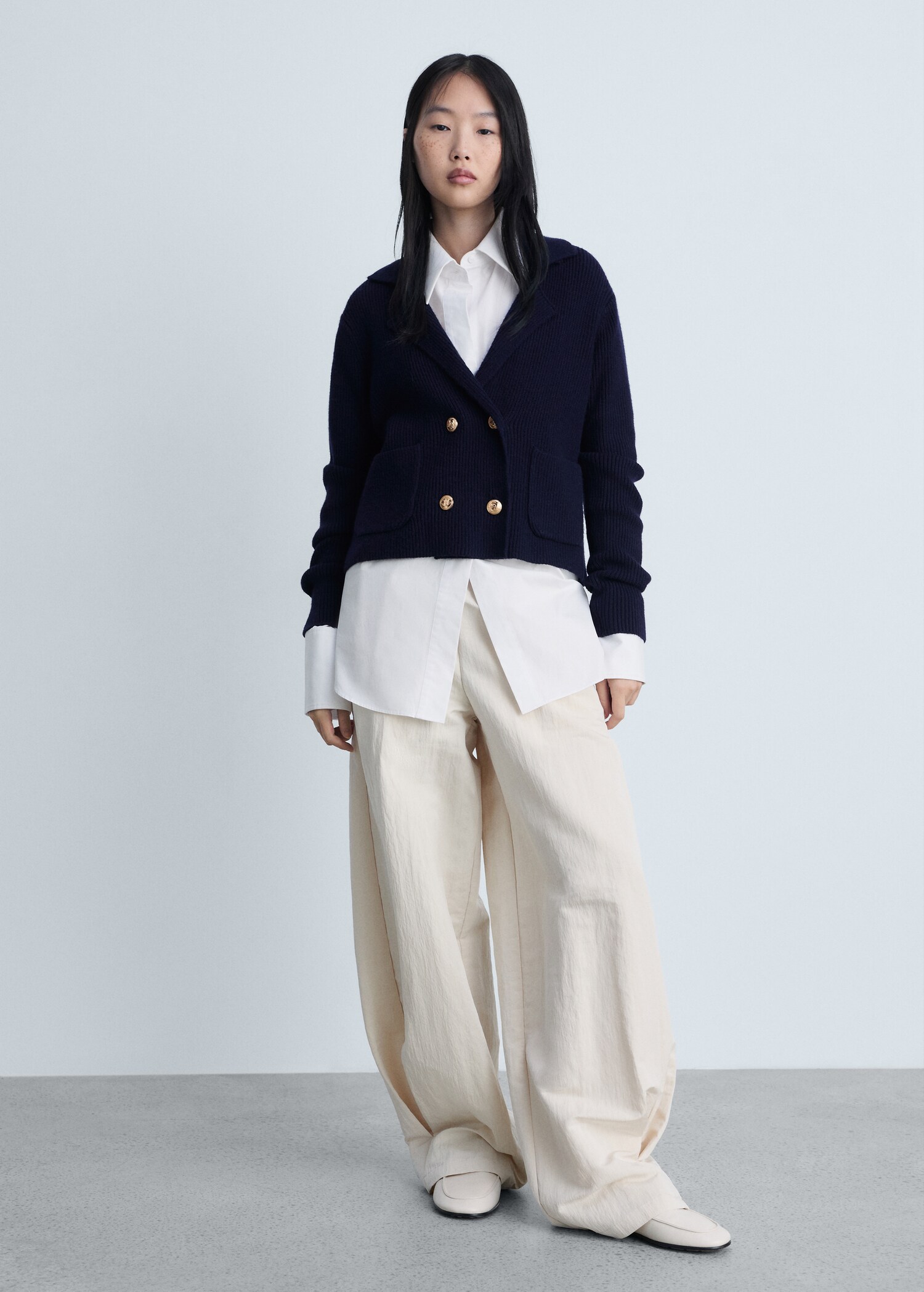 Double-breasted knitted jacket - General plane